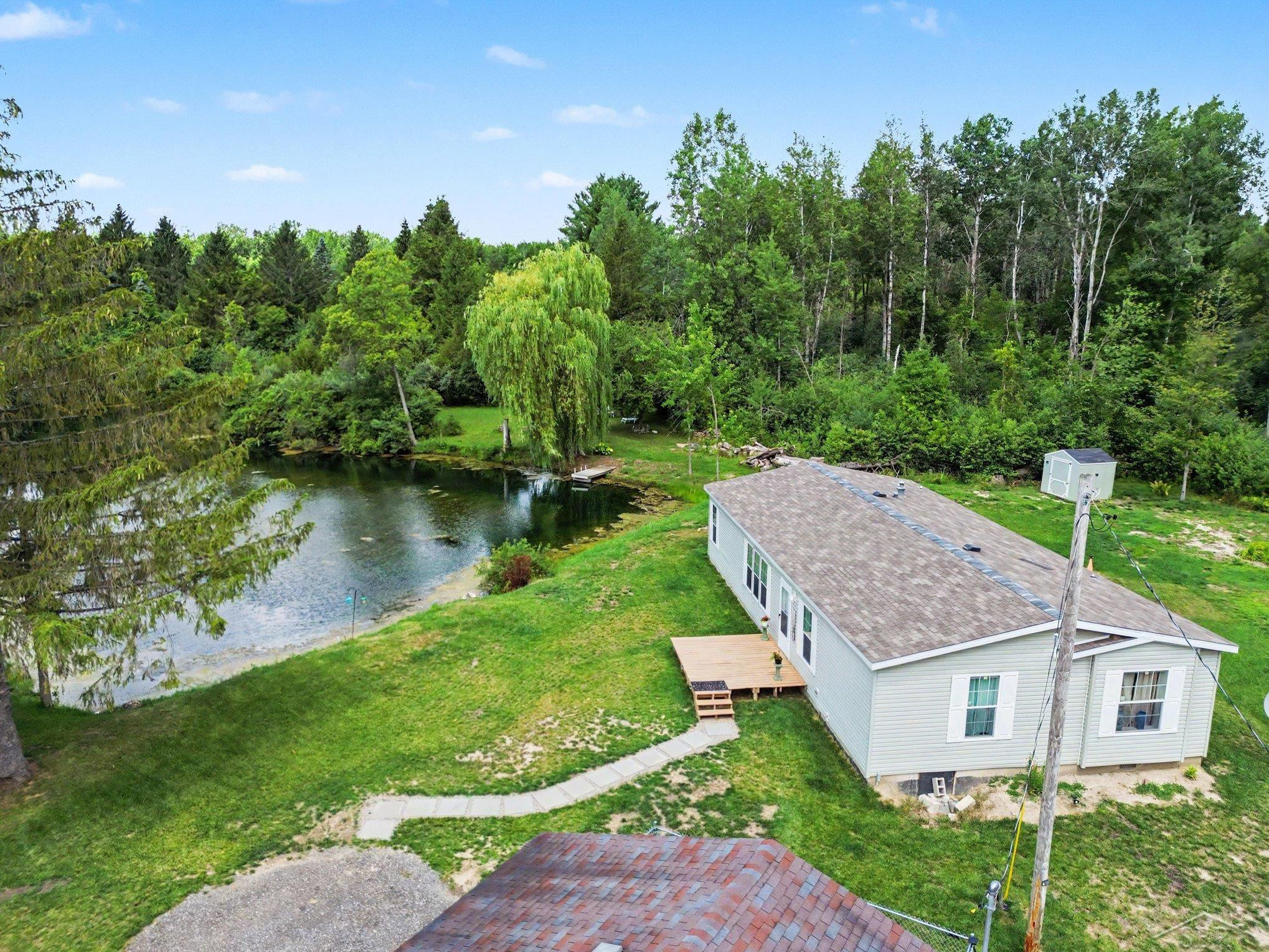 130 W Bradford Road, Midland, MI 48640 — Photo 27