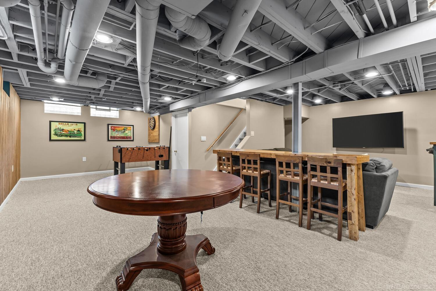 1521 Hampton Road, Grosse Pointe Woods, MI 48236 — Photo 21