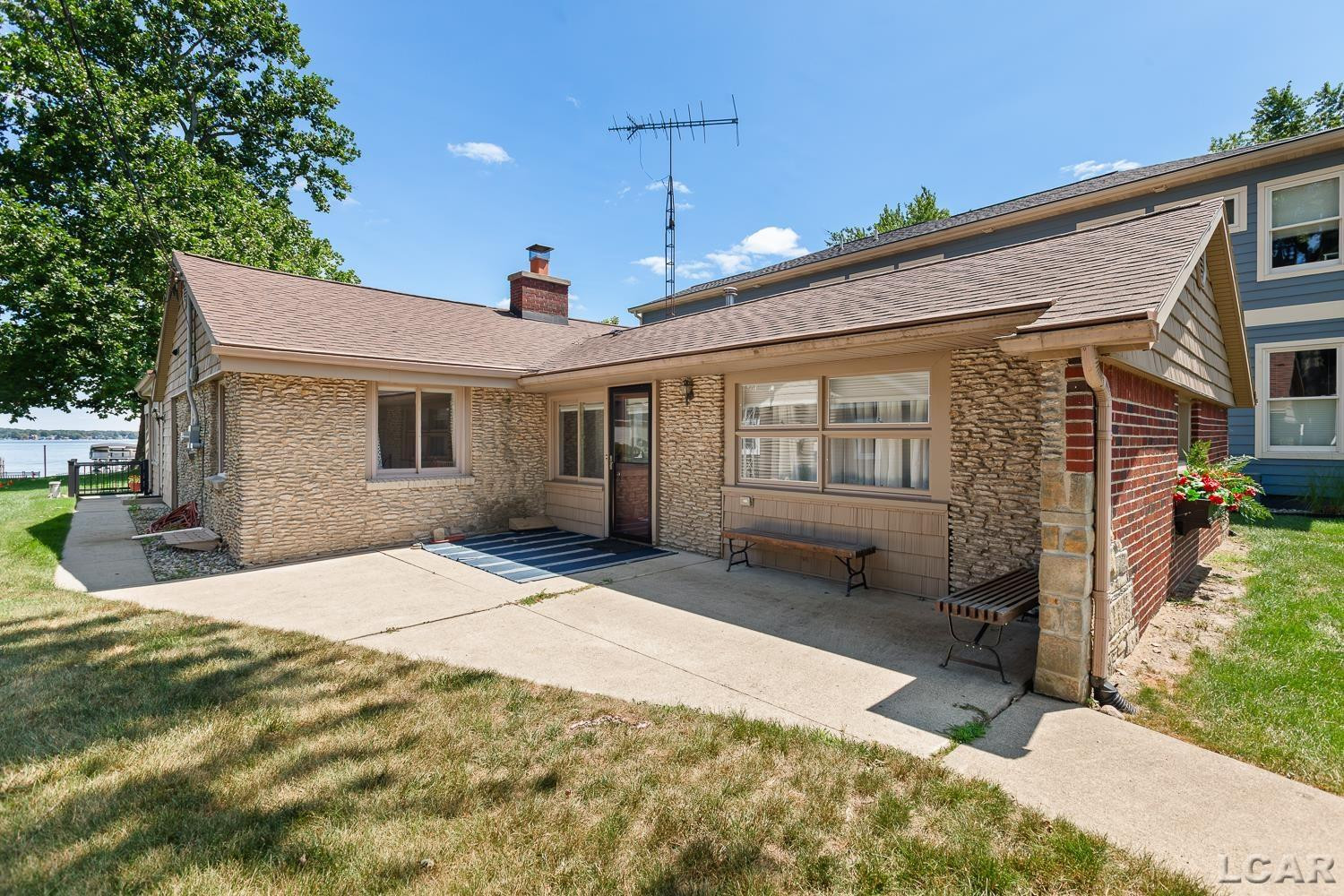 10140 Devils Lake Highway, Manitou Beach, MI 49253 — Photo 31