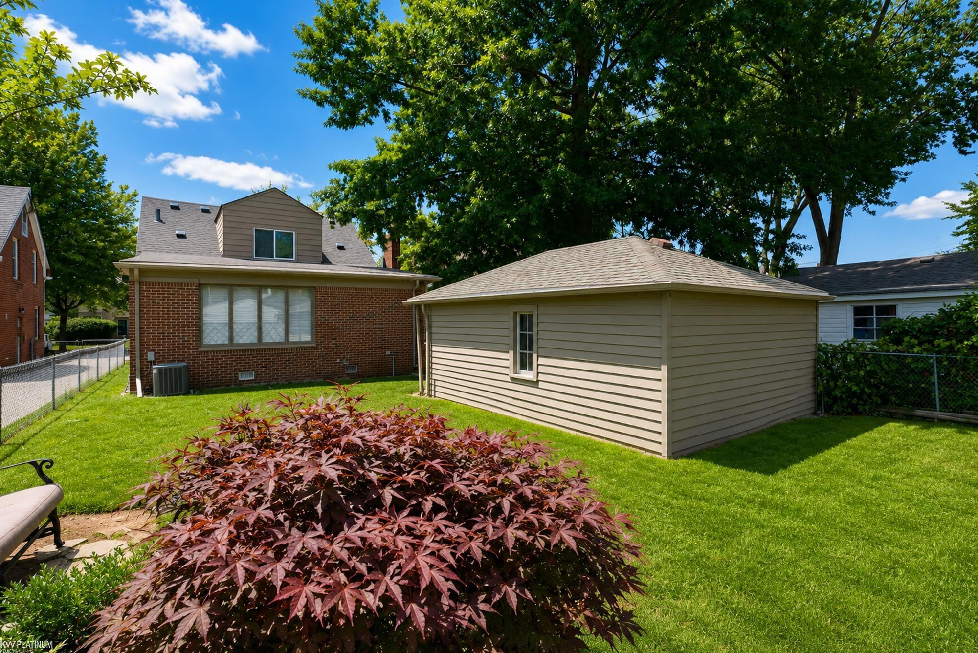 2118 Lennon Street, Grosse Pointe Woods, MI 48236 — Photo 6