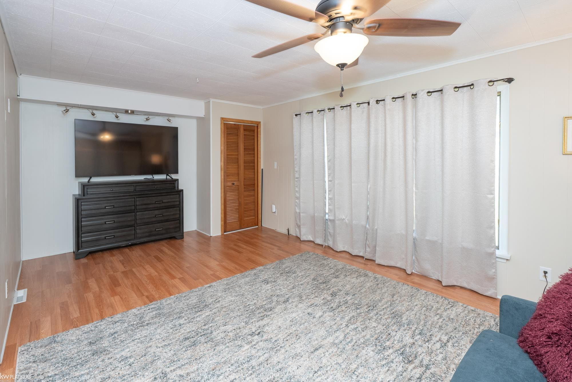 2118 Lennon Street, Grosse Pointe Woods, MI 48236 — Photo 16