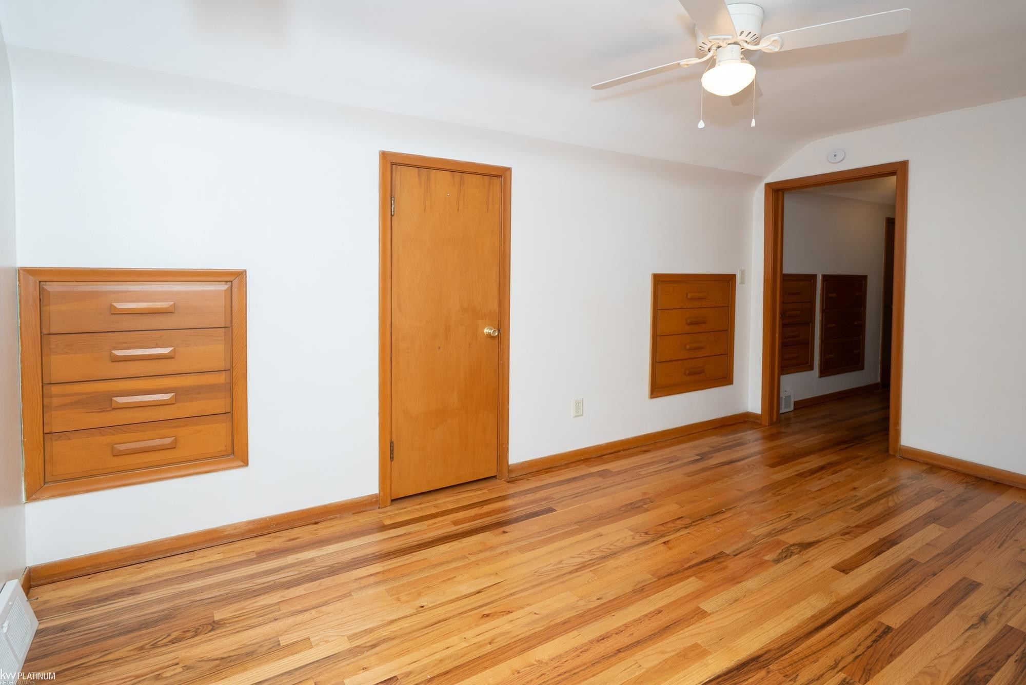 2118 Lennon Street, Grosse Pointe Woods, MI 48236 — Photo 27
