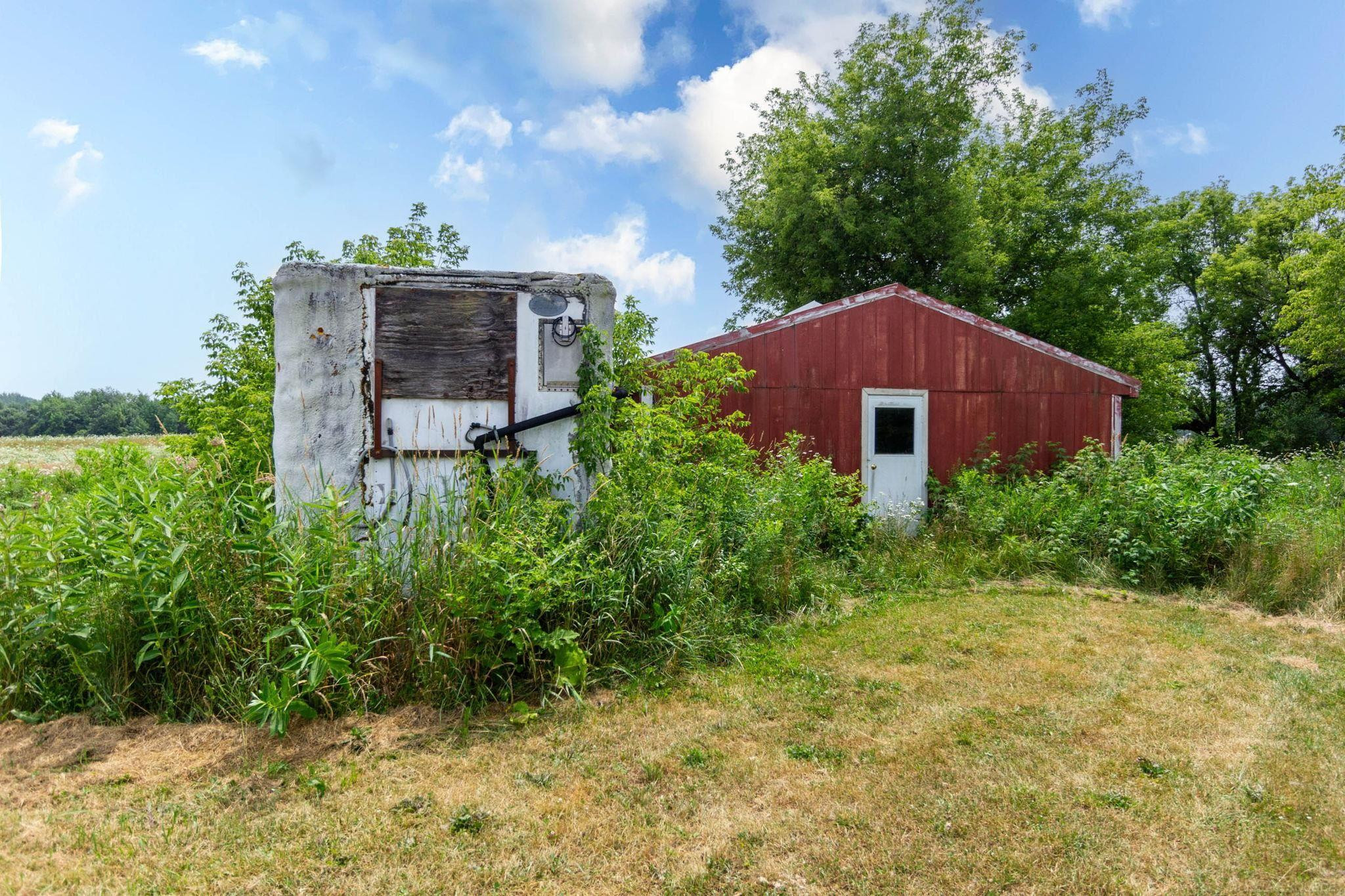 12923 Imlay City Road Road, Emmett, MI 48022 — Photo 8