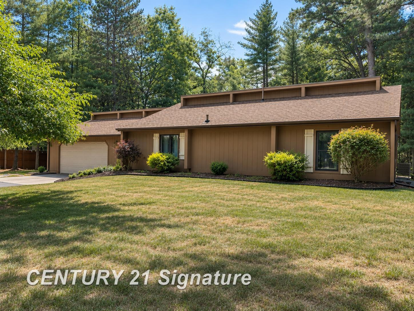 2625 W Nestel Road, Prudenville, MI 48651