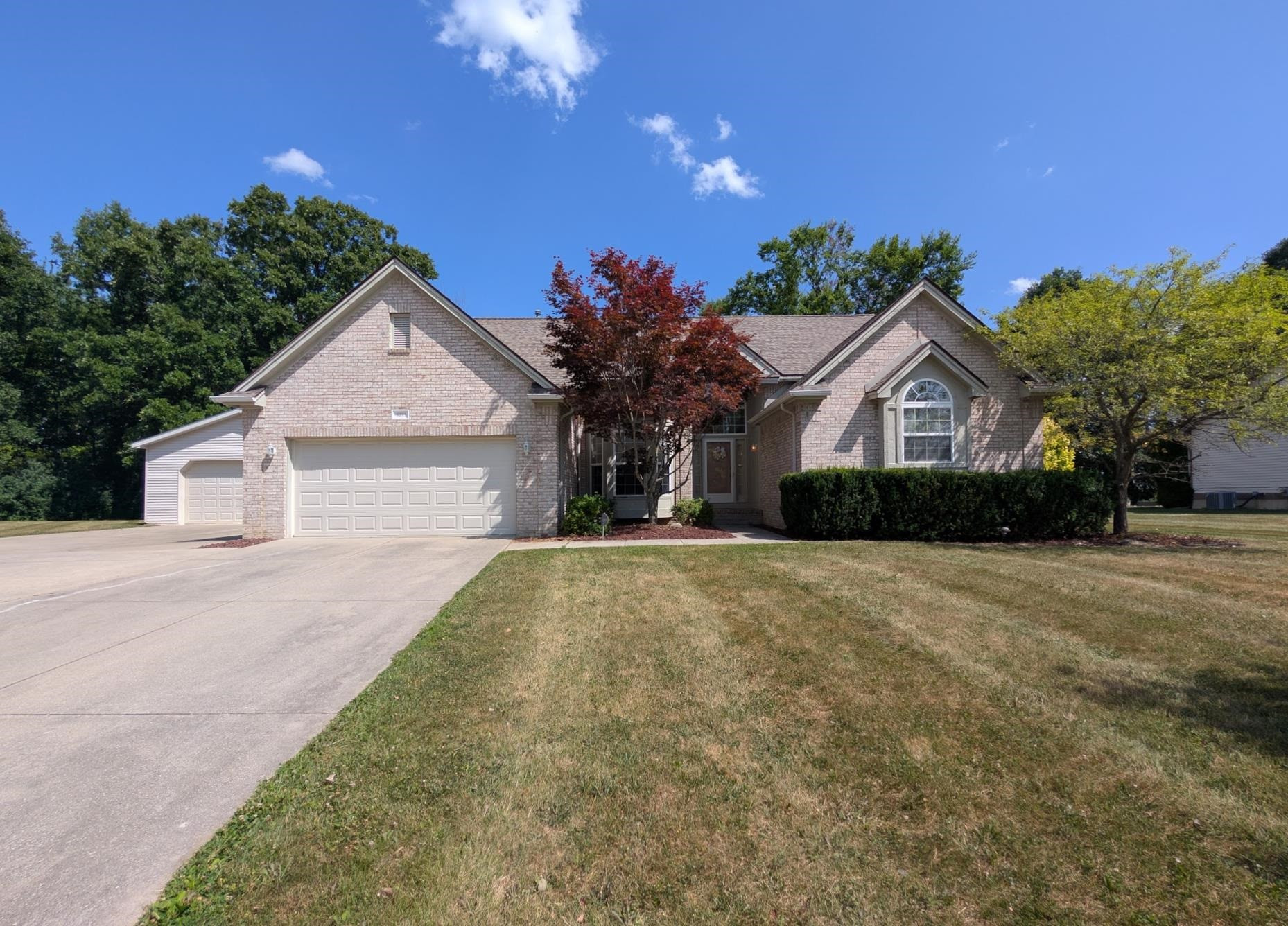 5273 Sequoia Court, Grand Blanc, MI 48439