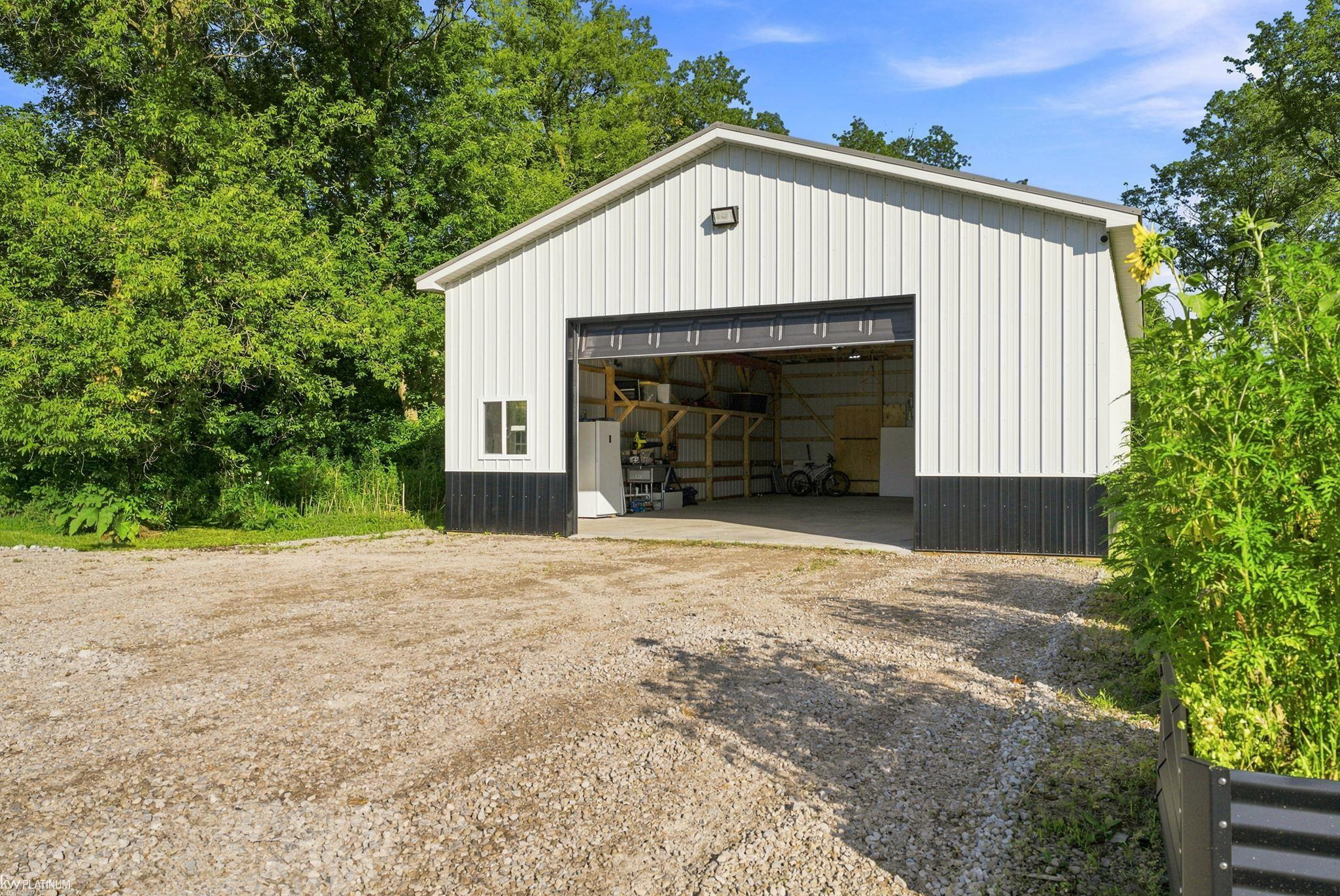 9638 Sparling Road, Wales, MI — Photo 23