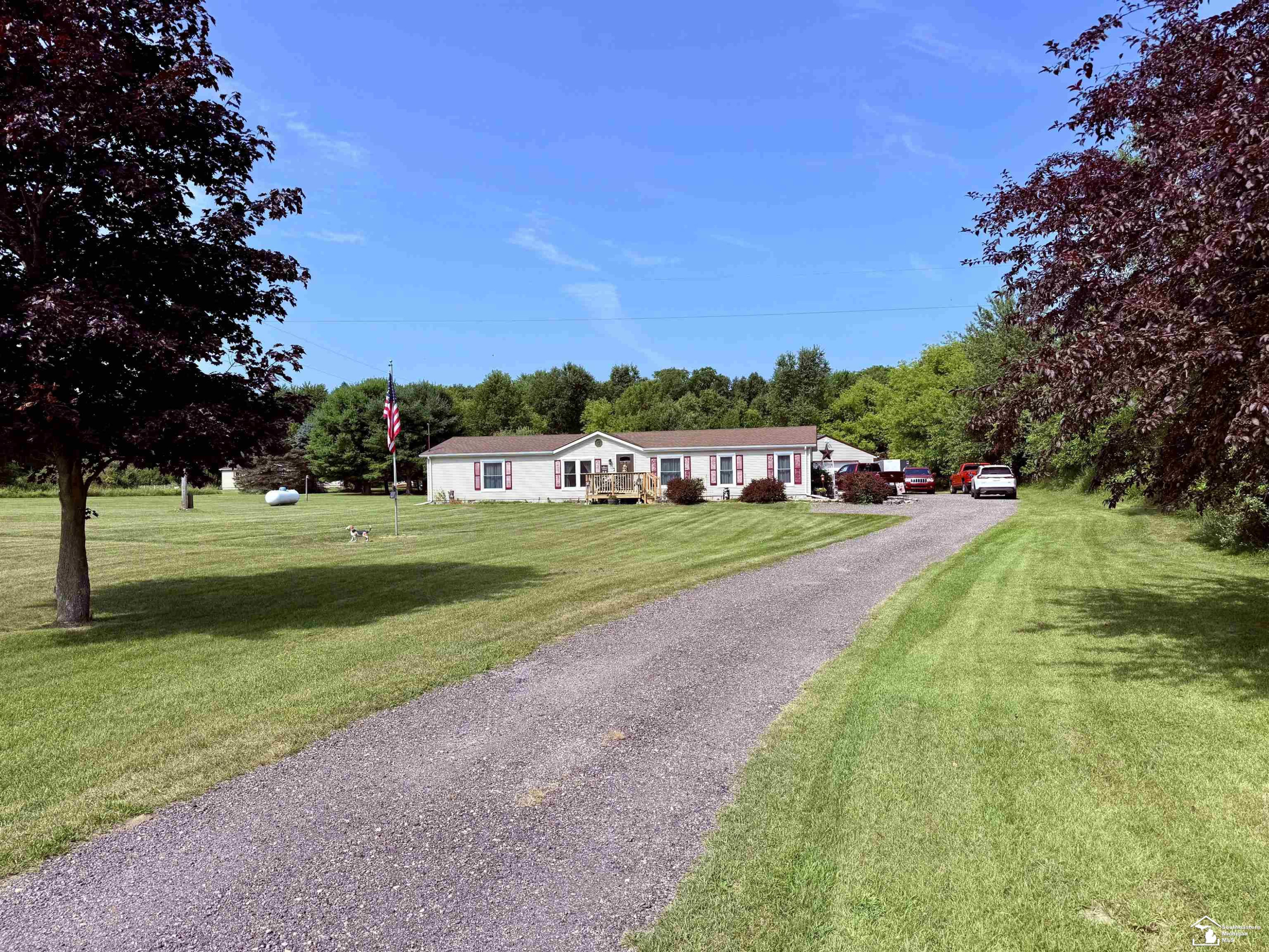 1300 Wetherby Road, Jackson, MI 49201