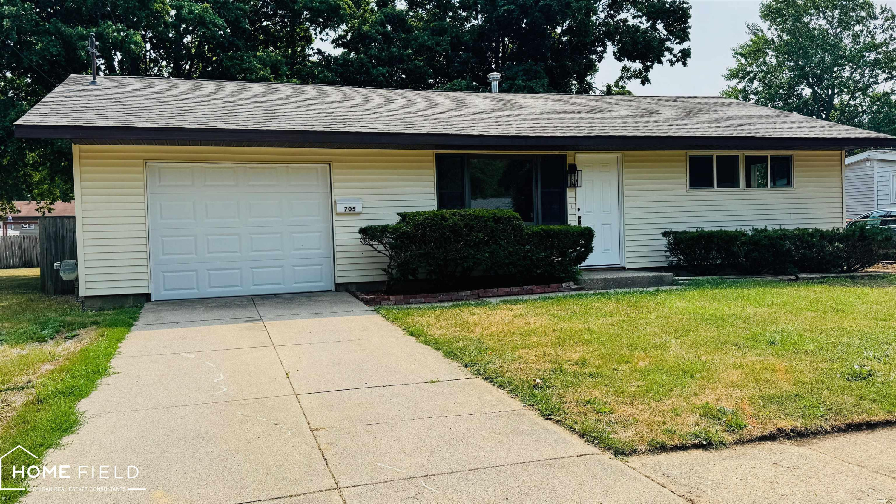 705 Isham Street, Owosso, MI 48867