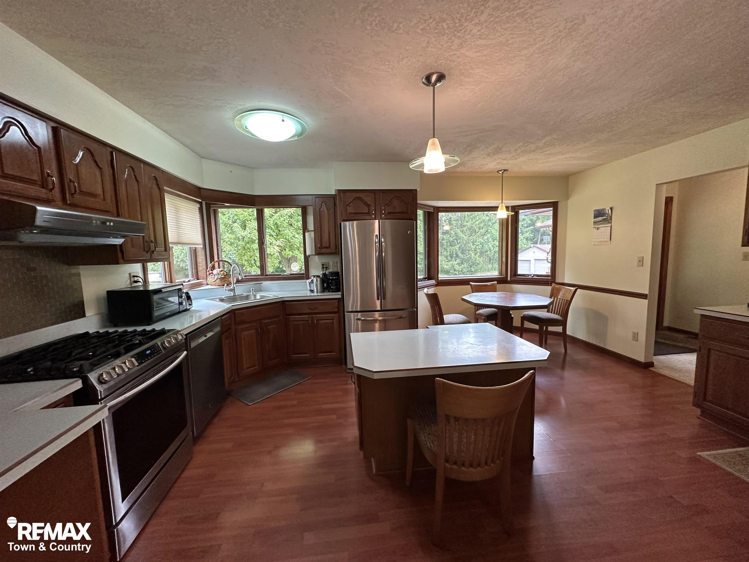 1070 N Morrish Road, Flint, MI 48532 — Photo 9