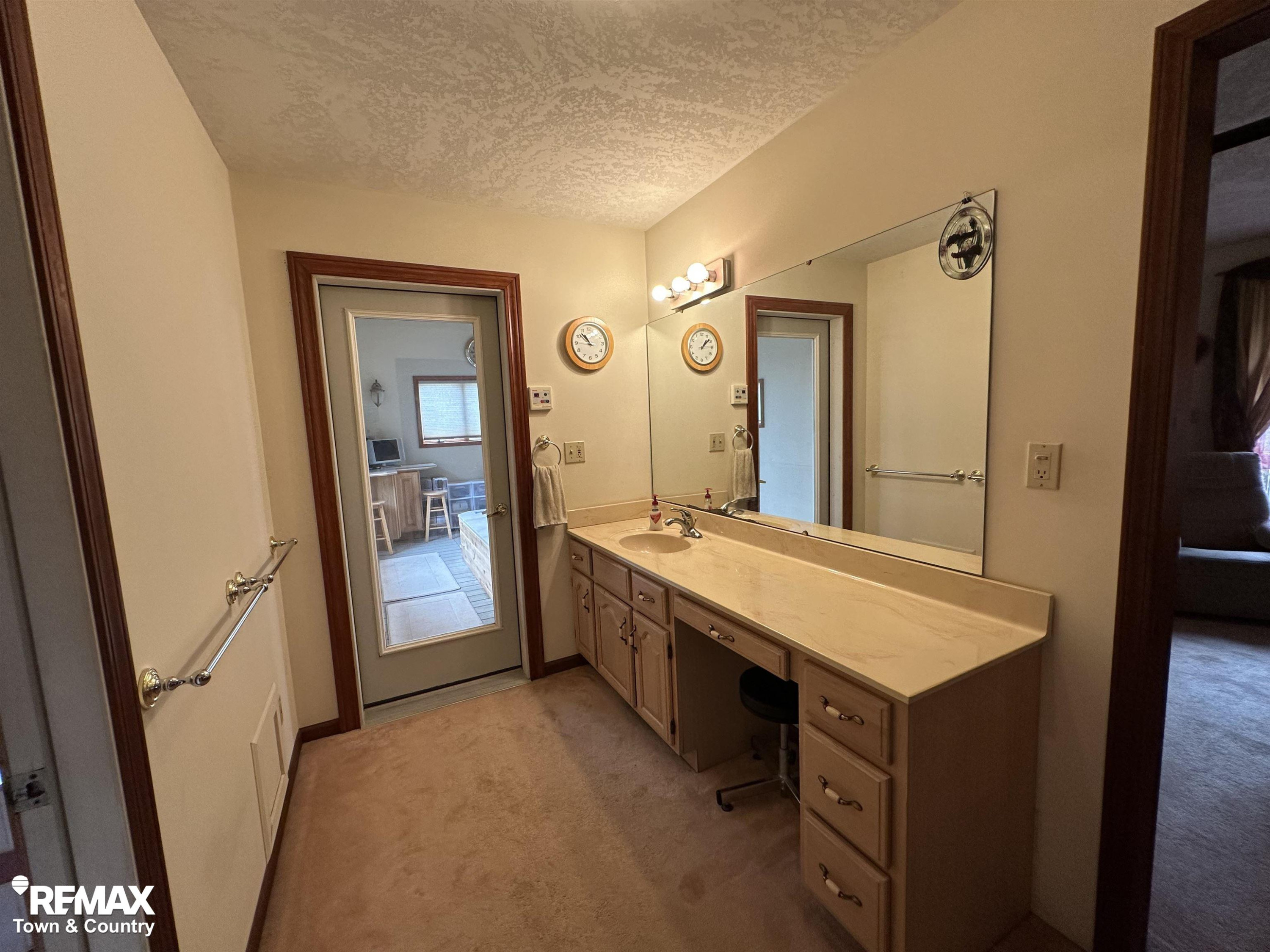 1070 N Morrish Road, Flint, MI 48532 — Photo 22