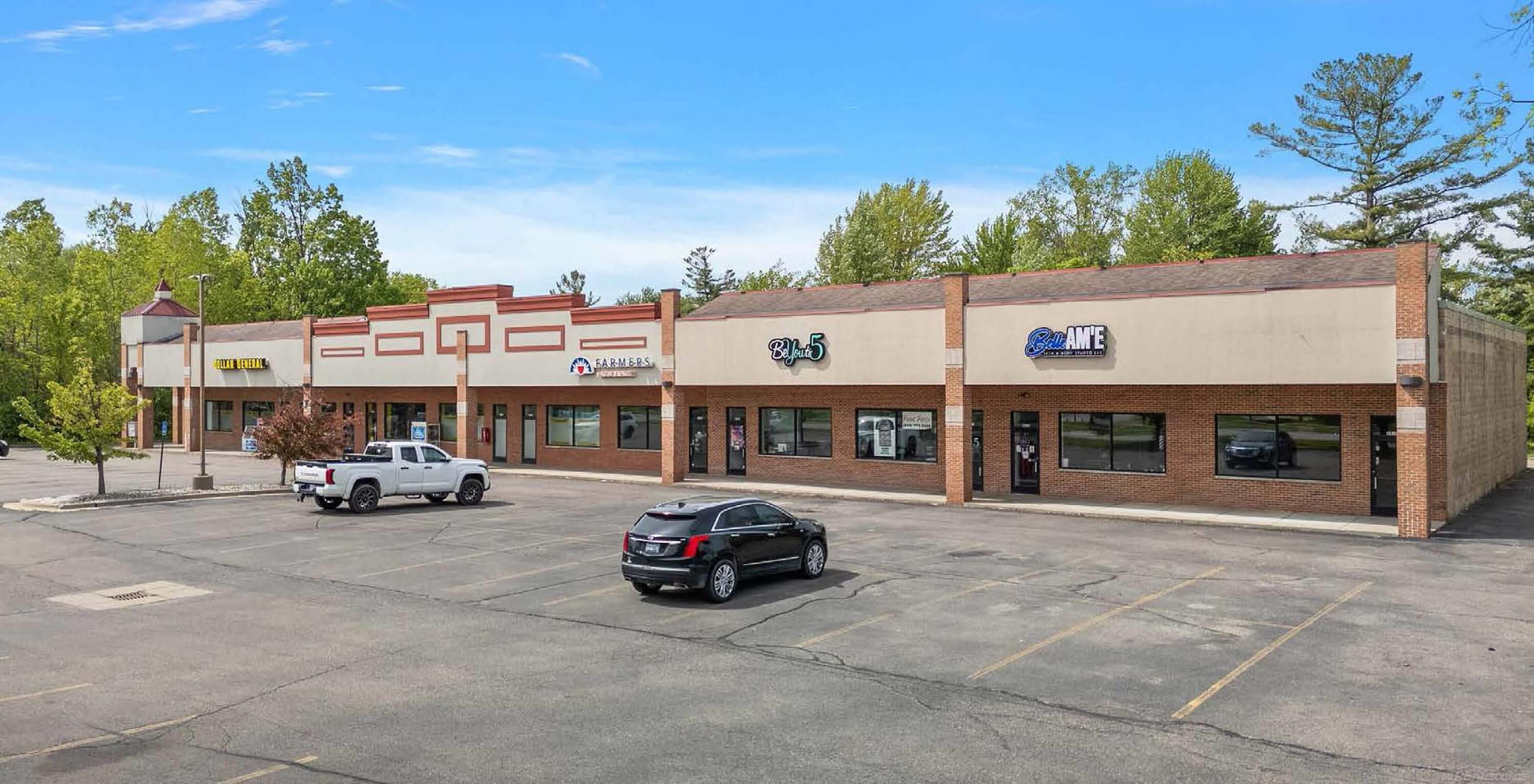5414-5452 S Saginaw Street, Flint, MI 48507