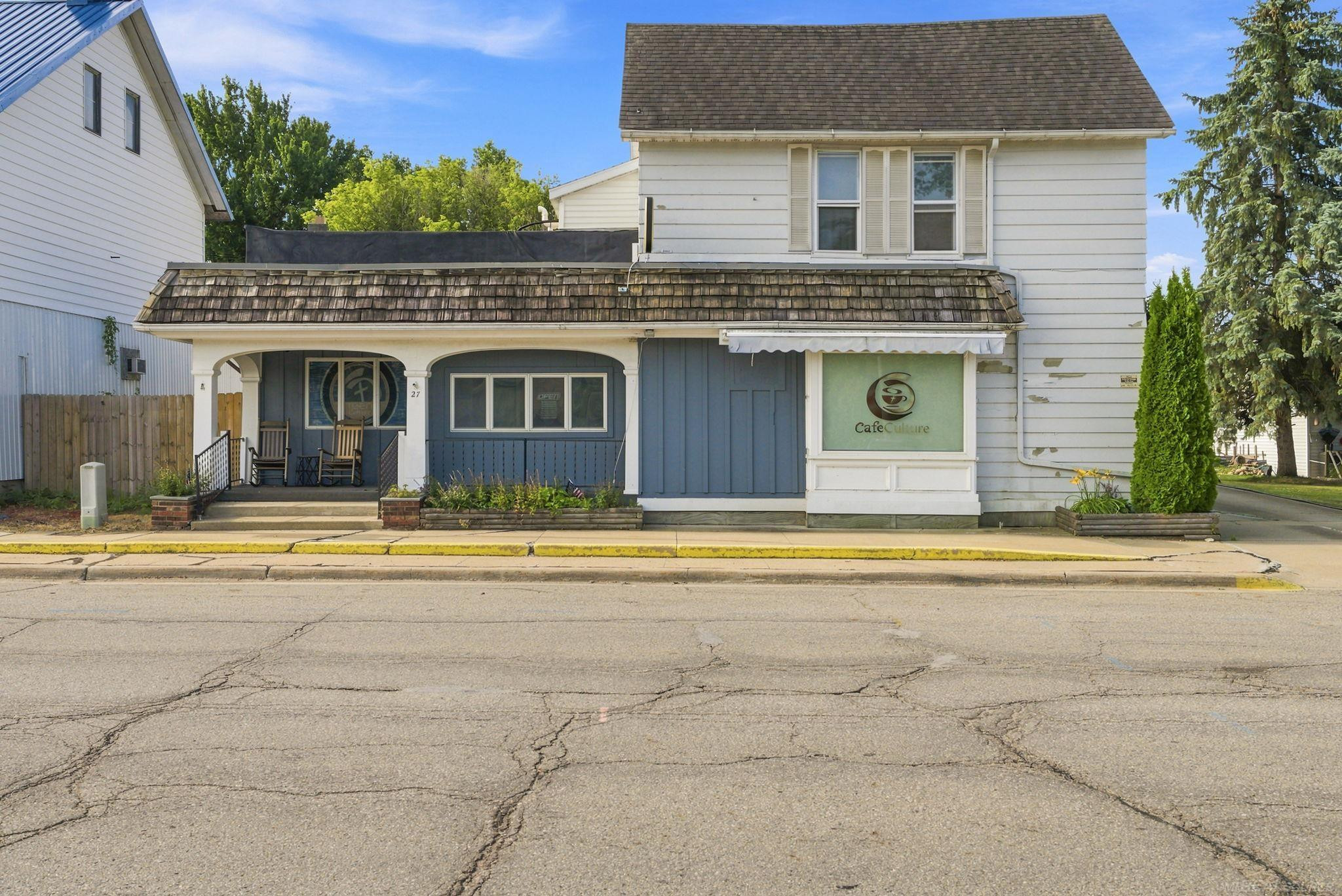 29 W Lapeer Street, Peck, MI 48466