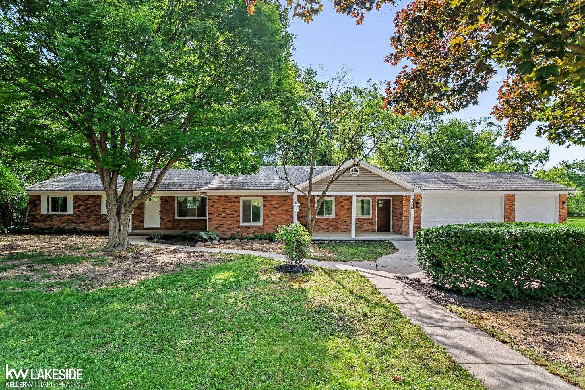 2871 Harvey Street, Rochester Hills, MI 48309