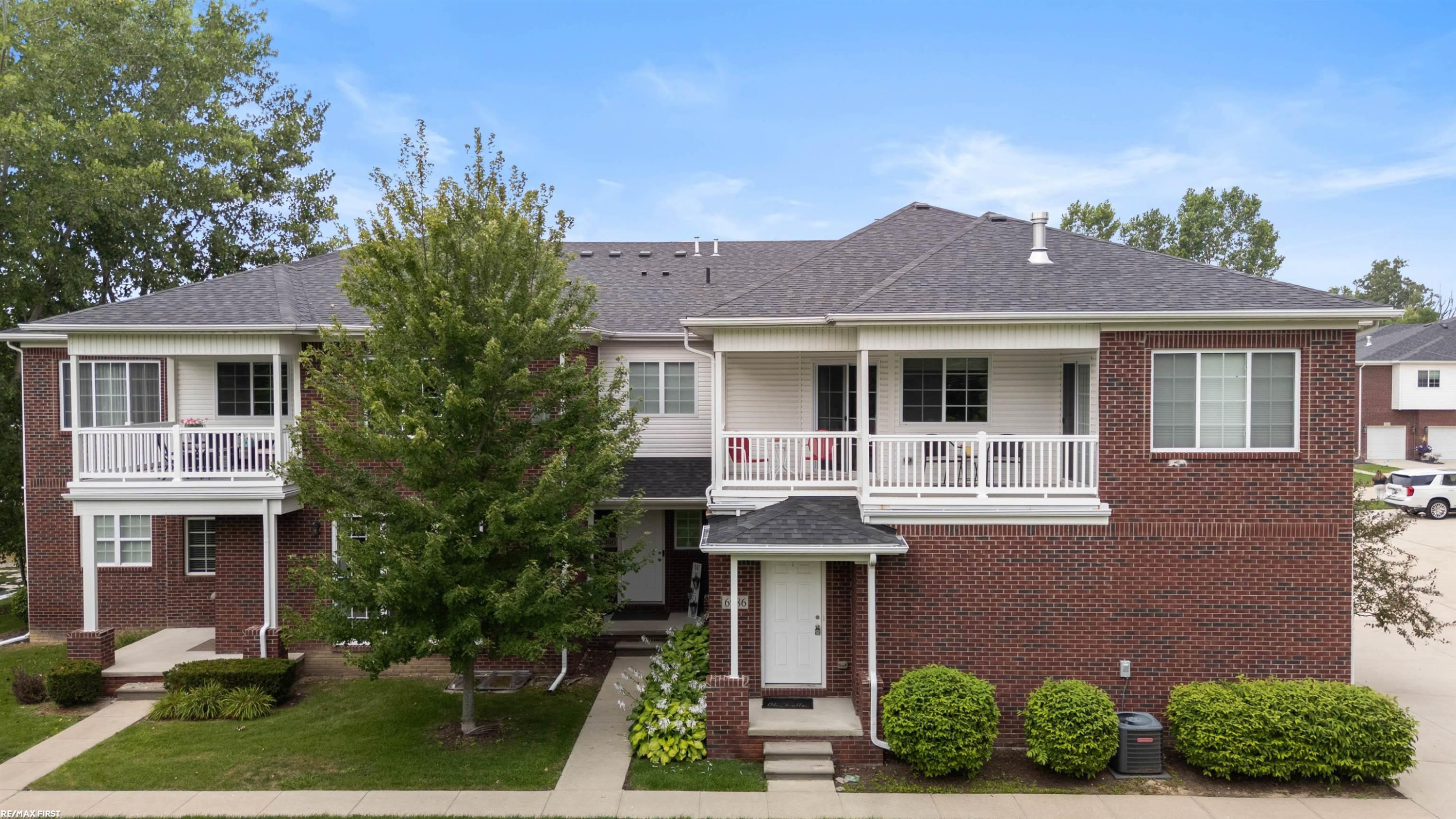 6986 Boulder Pointe Court, 91, Washington, MI
