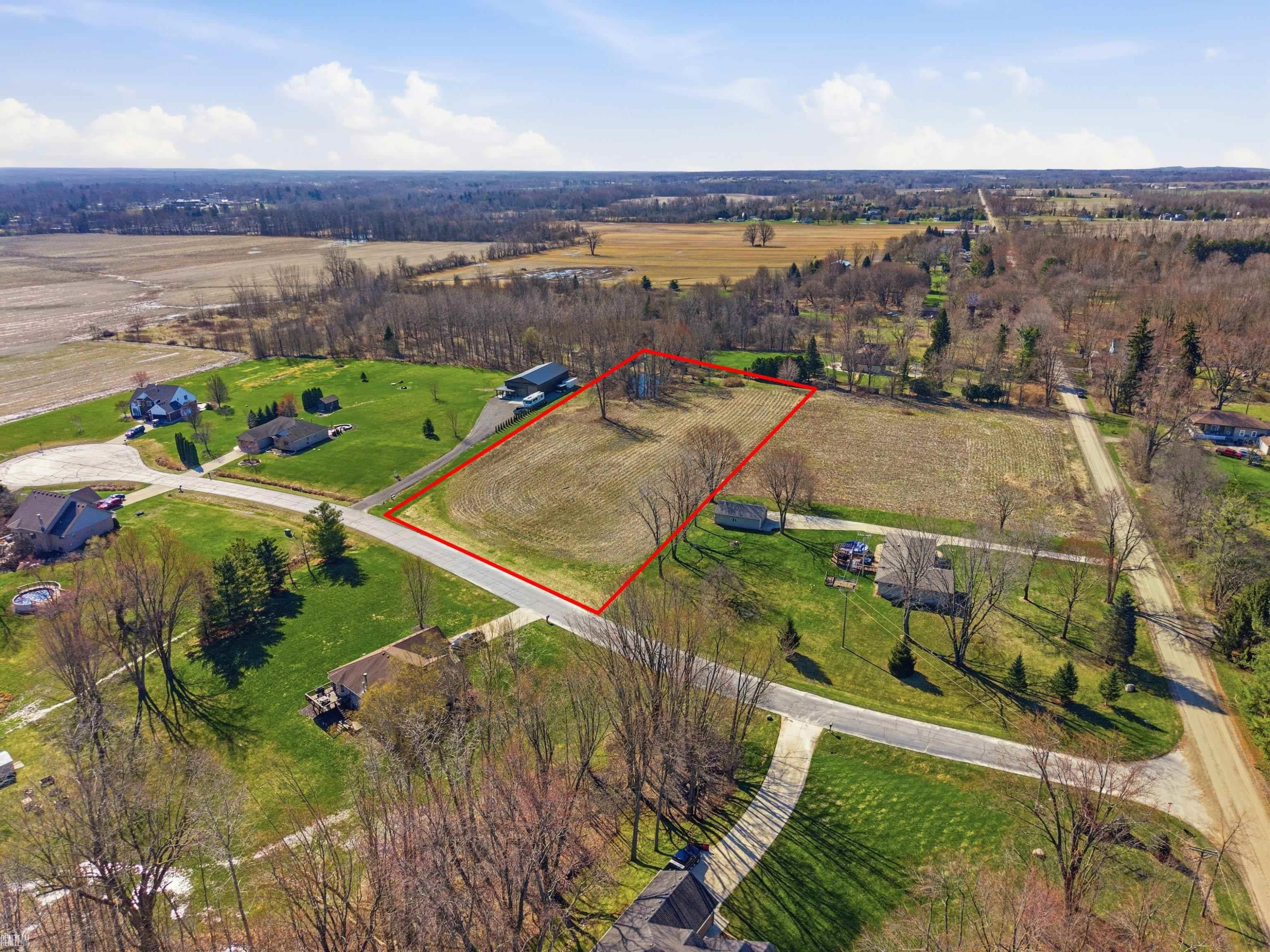 7036 Rea Lane, Almont, MI 48003