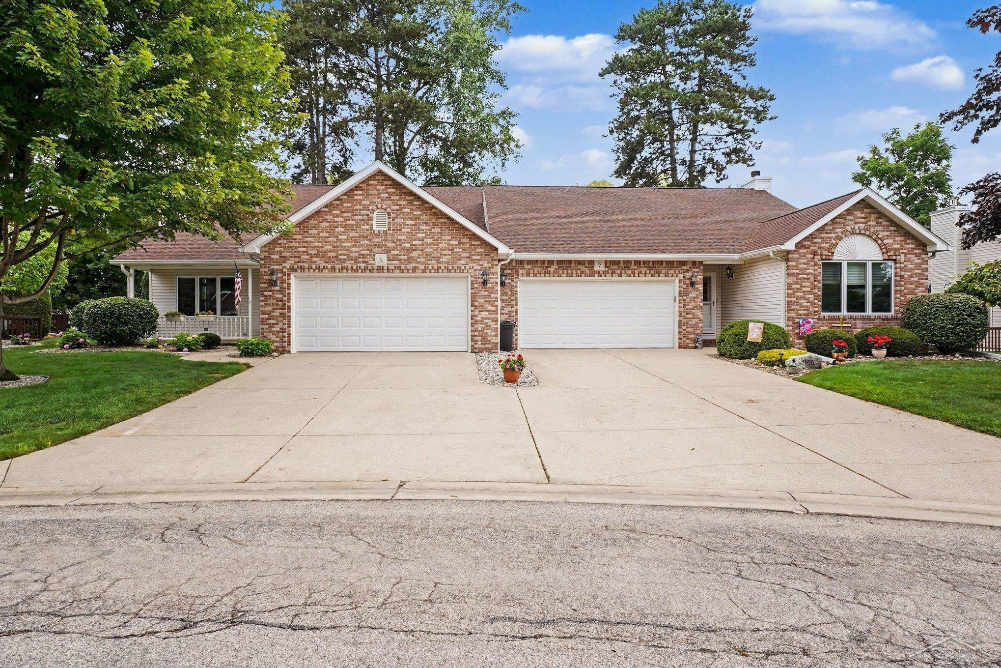 8 Thornapple Court, Saginaw, MI 48603