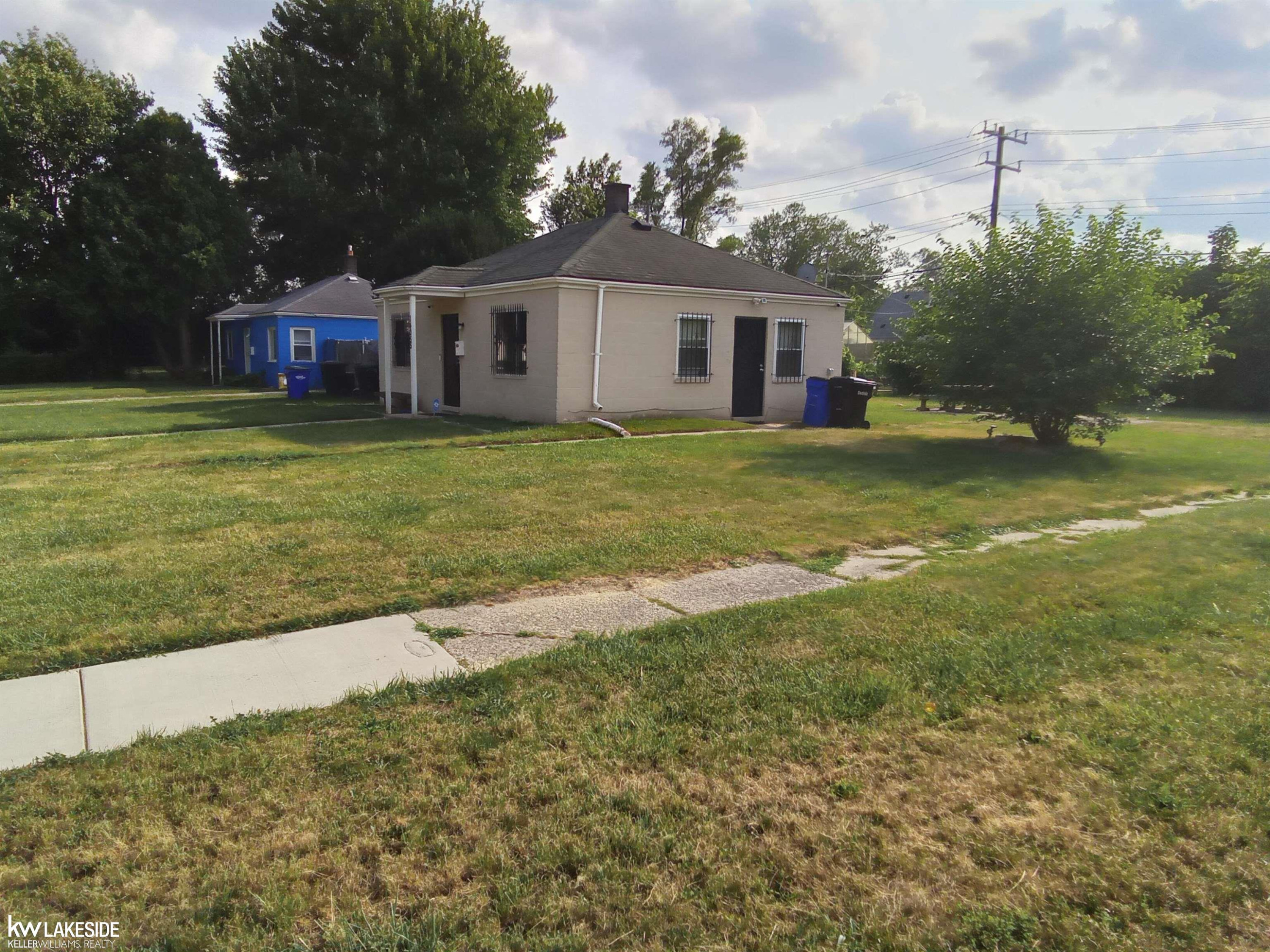 14055 PLAINVIEW Avenue - Photo 3