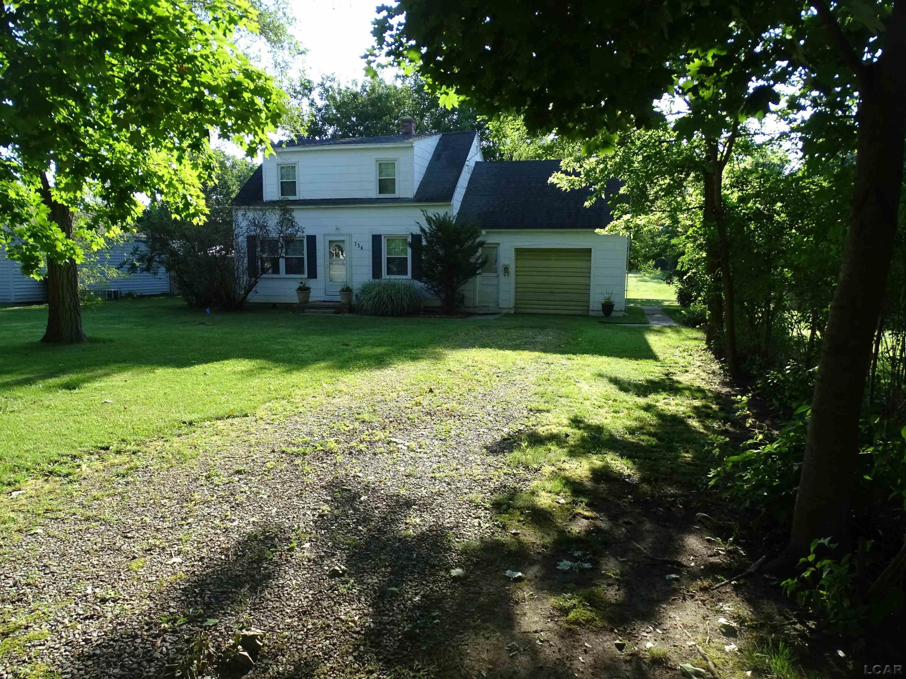 734 S Union Street, Tecumseh, MI 49286