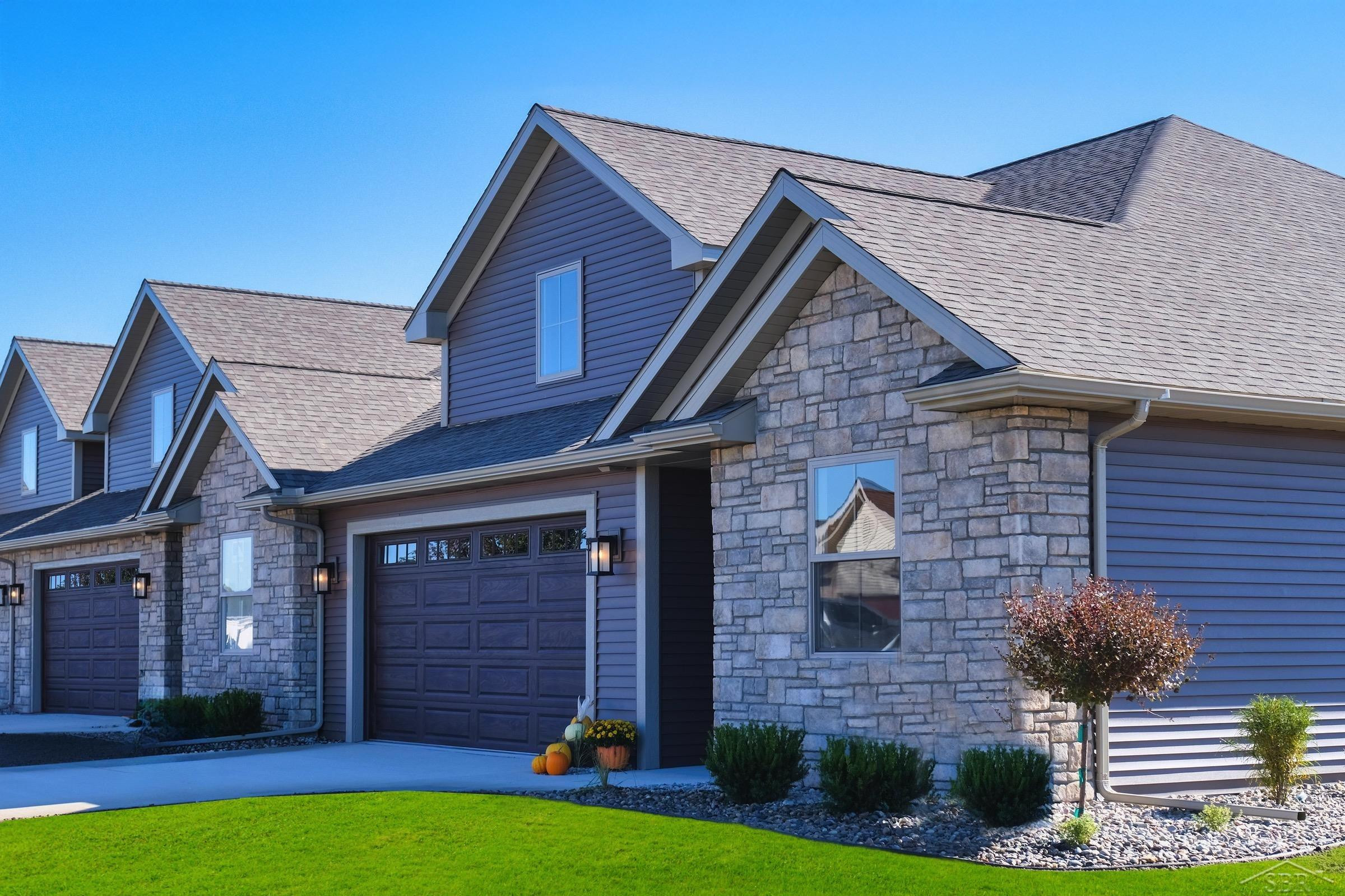 1 Willow Pointe Drive, Saginaw, MI 48623