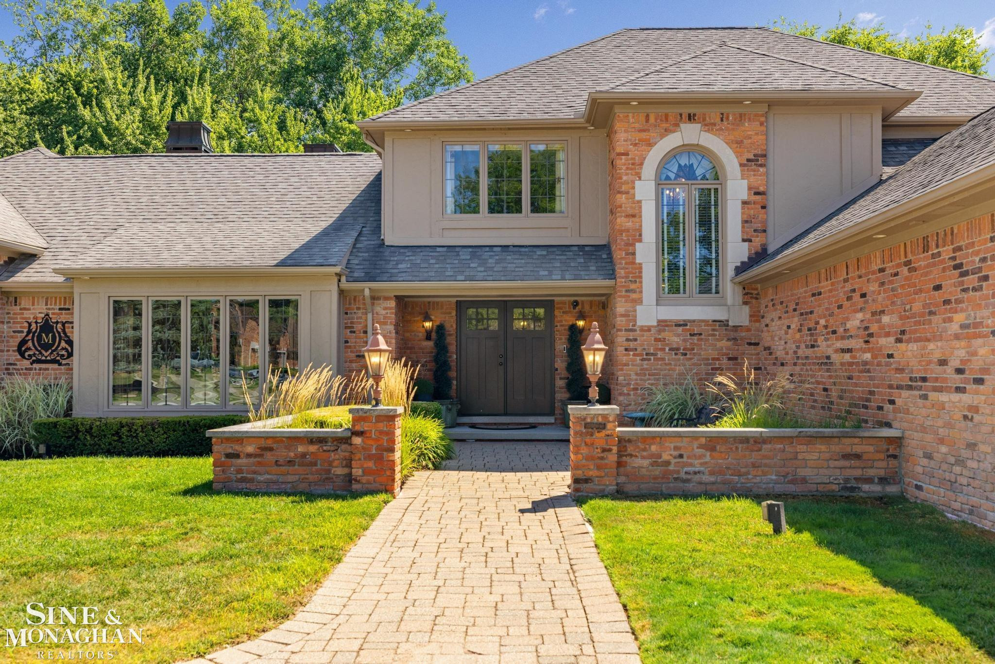 37500 Alpinia Lane, Clinton Twp, MI 48036