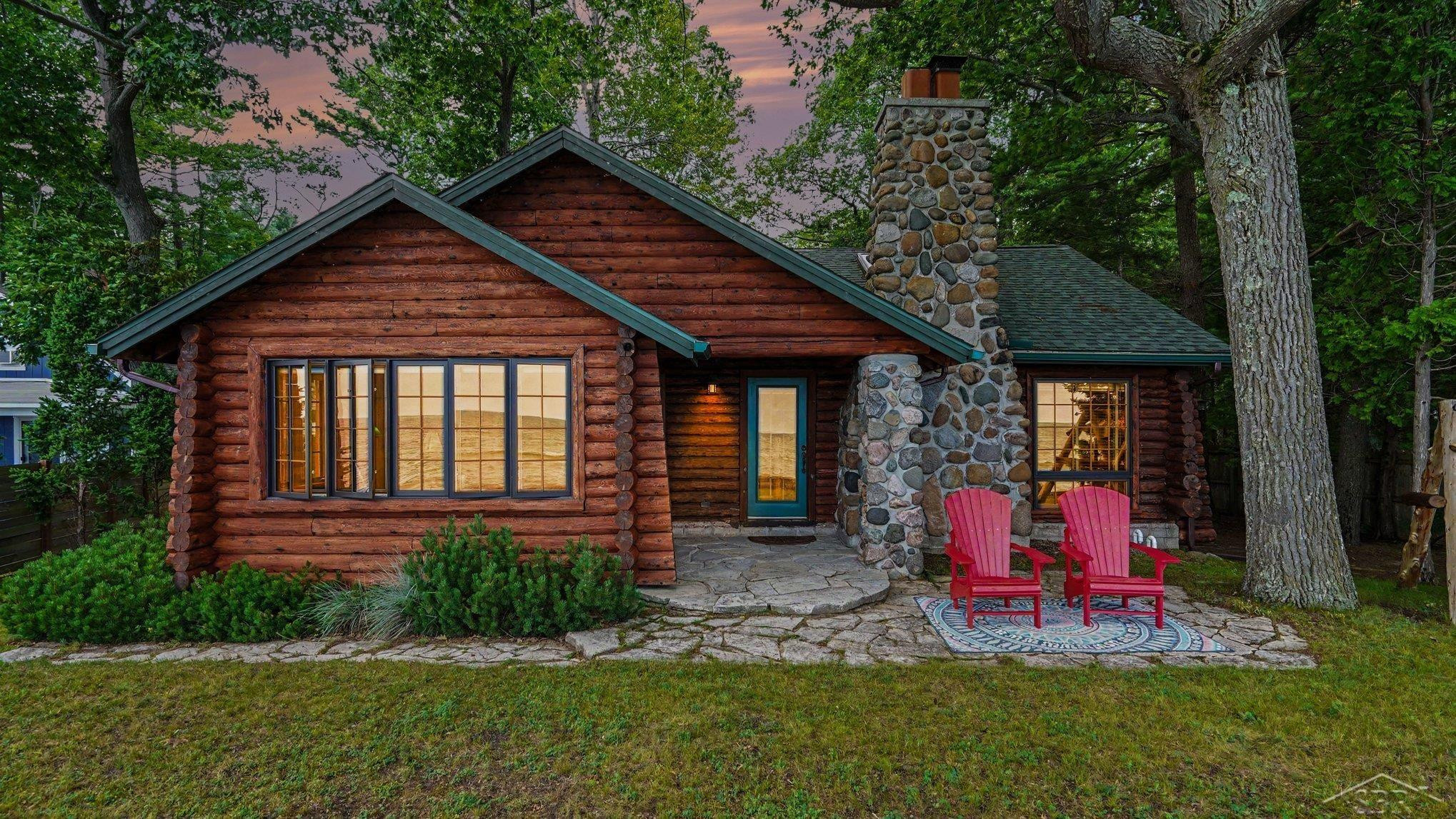 278 Huron Hills Drive, East Tawas, MI 48730