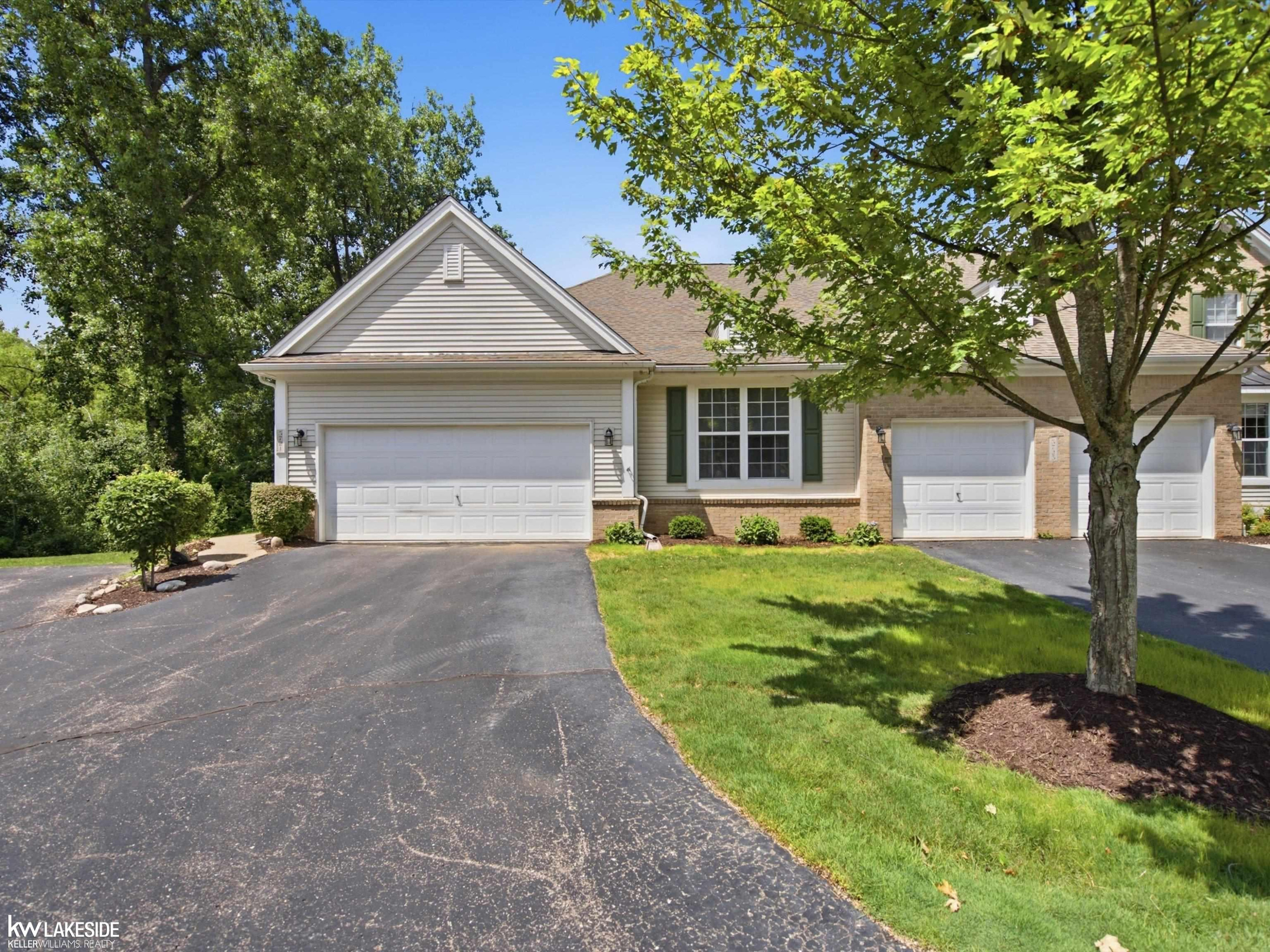 5721 Pinecroft Court, Clarkston, MI