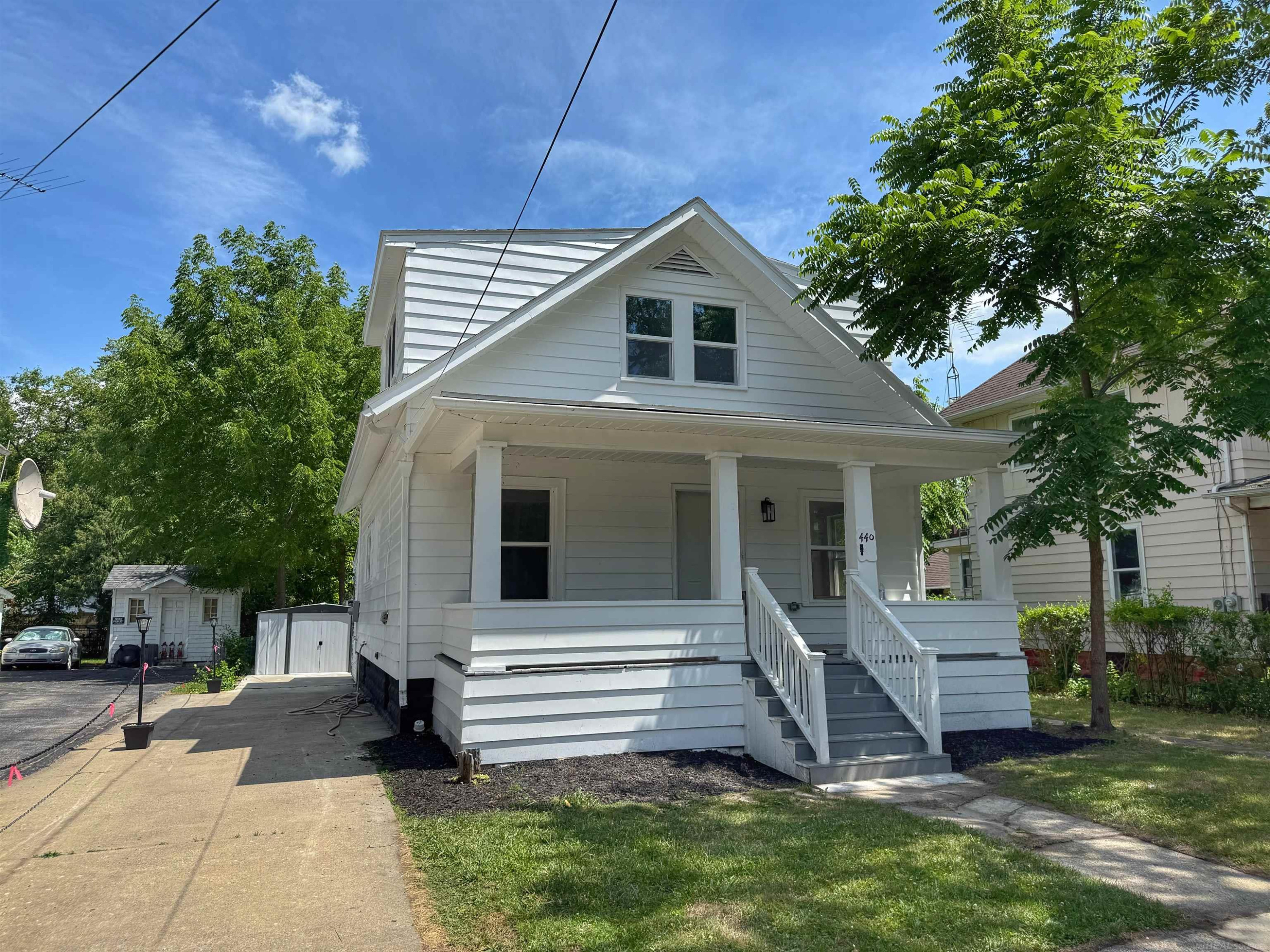 440 Sackett Avenue, Monroe, MI 48162