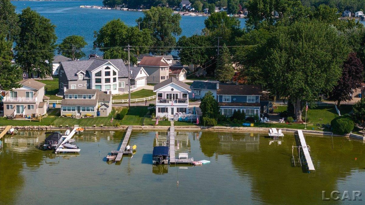 10240 W Ferndale Dr Drive, Manitou Beach, MI 49253