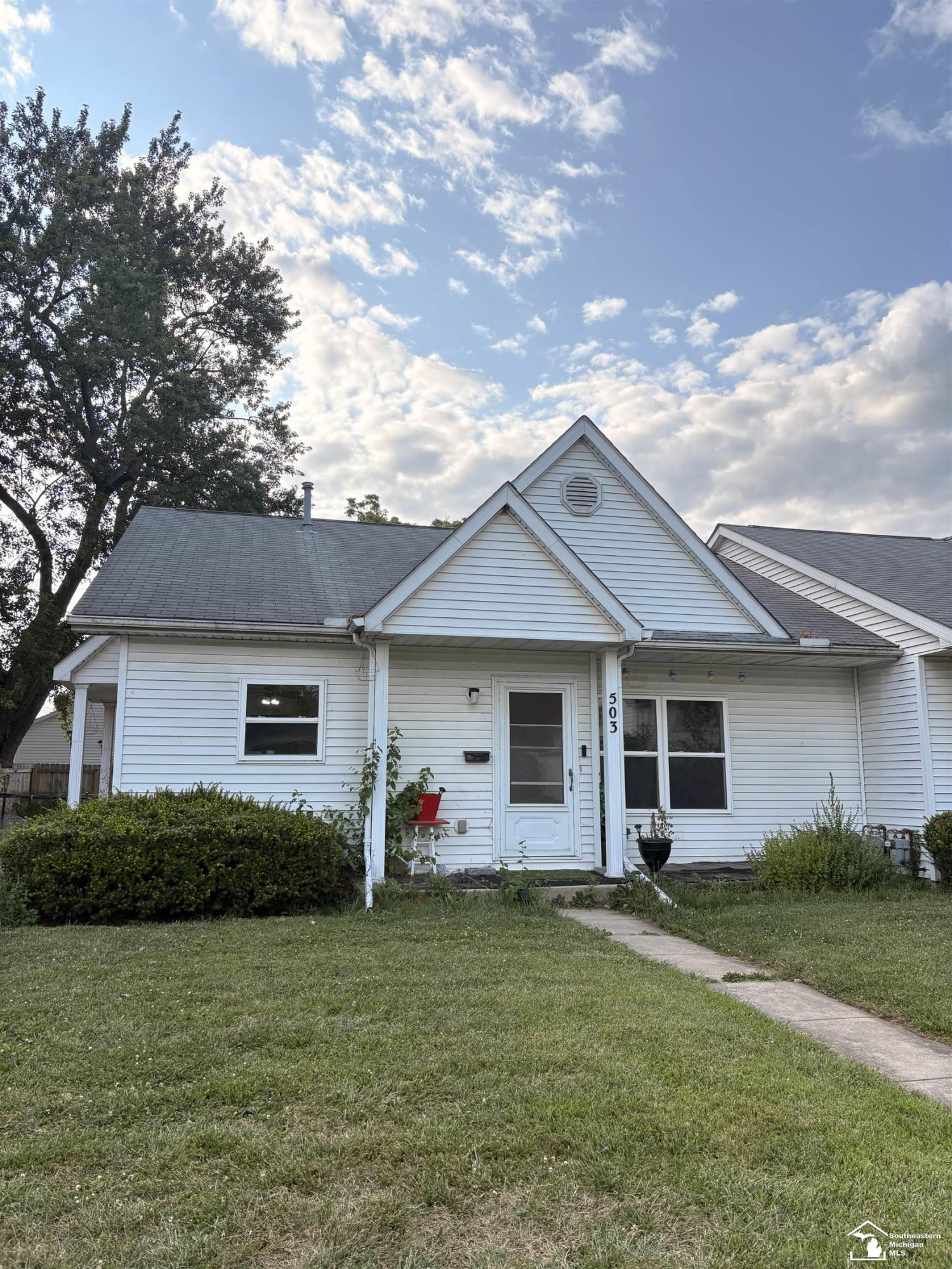 503 W 8th Street, Monroe, MI 48161