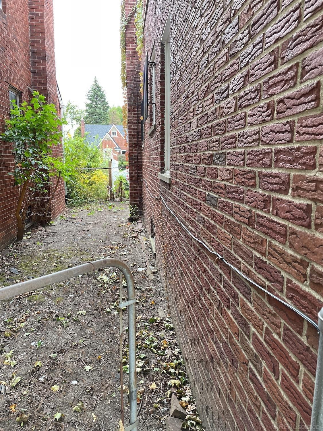 12019 Nashville Street - Photo 4