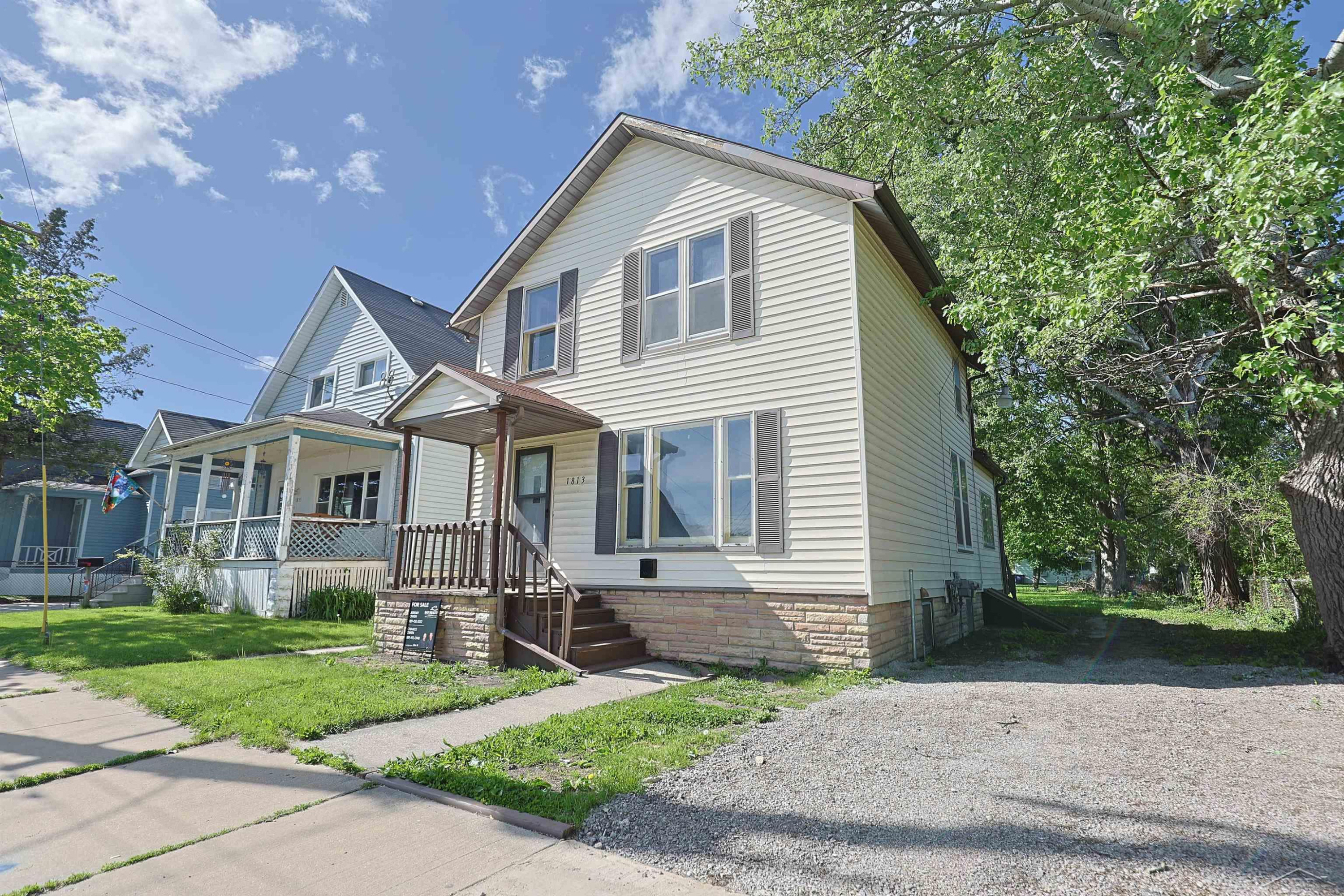 1813 3rd St Street, Bay City, MI 48706