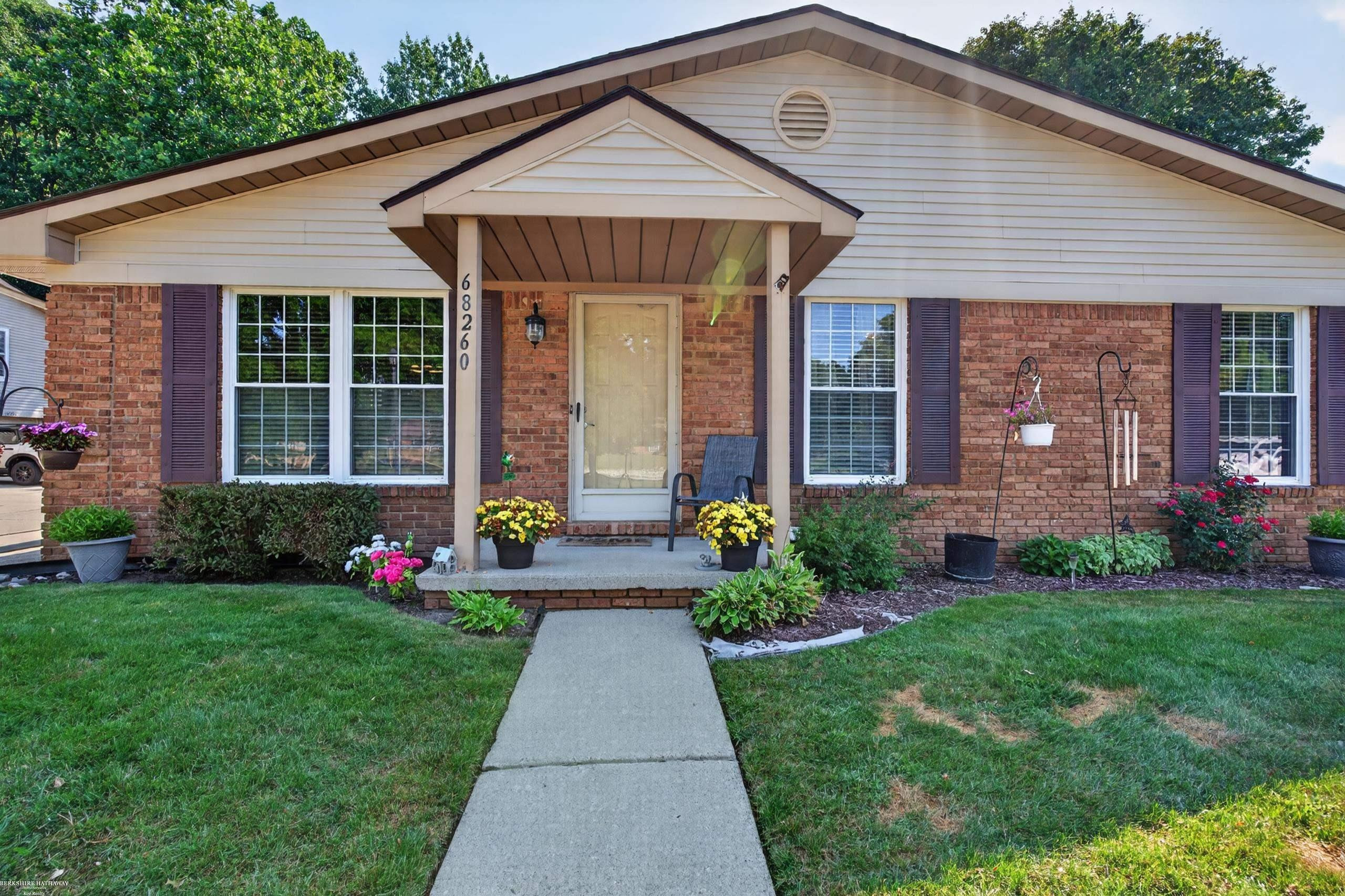 68260 Rosewood Lane, Richmond, MI 48062