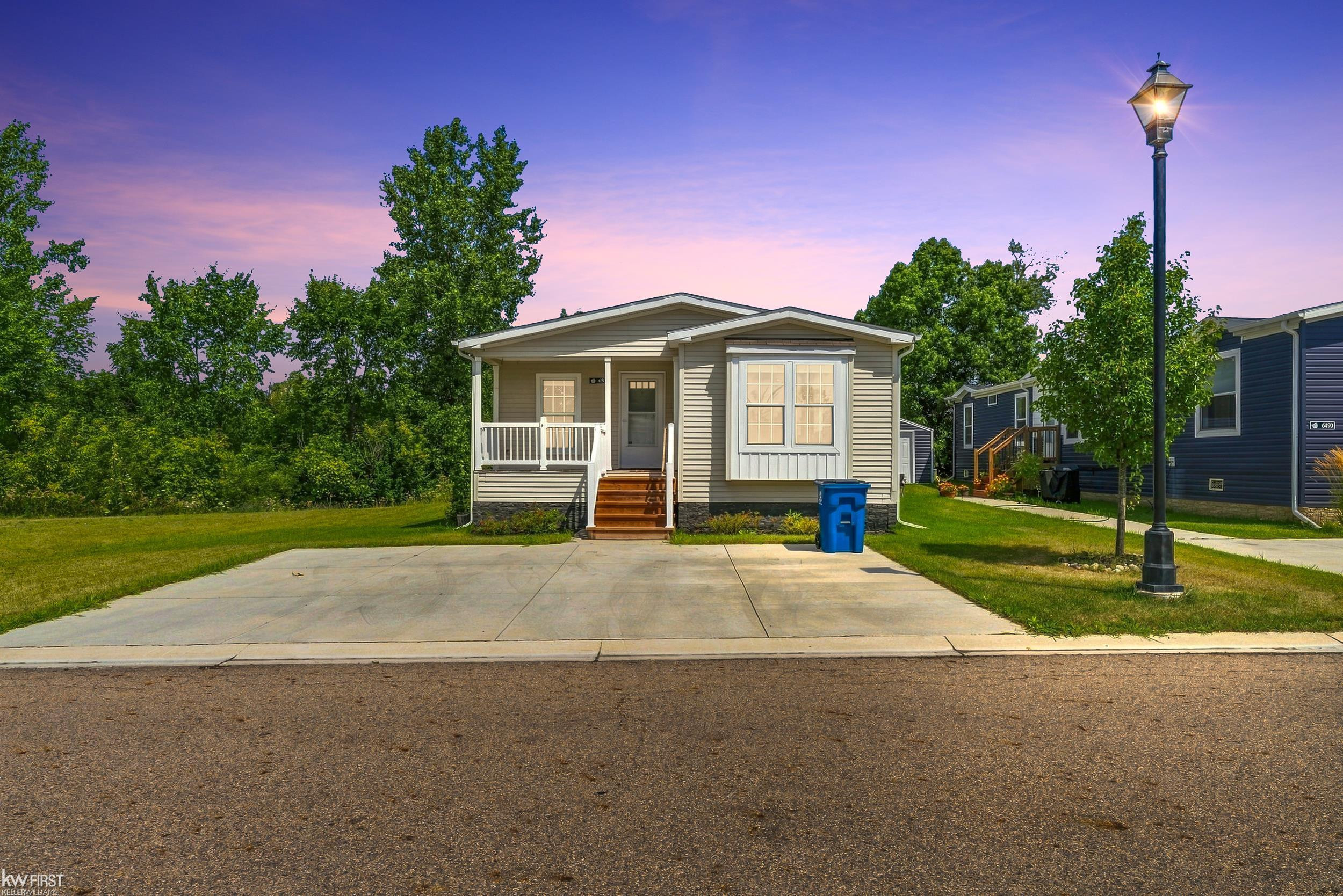 6500 Prince Boulevard, Fenton, MI 48430