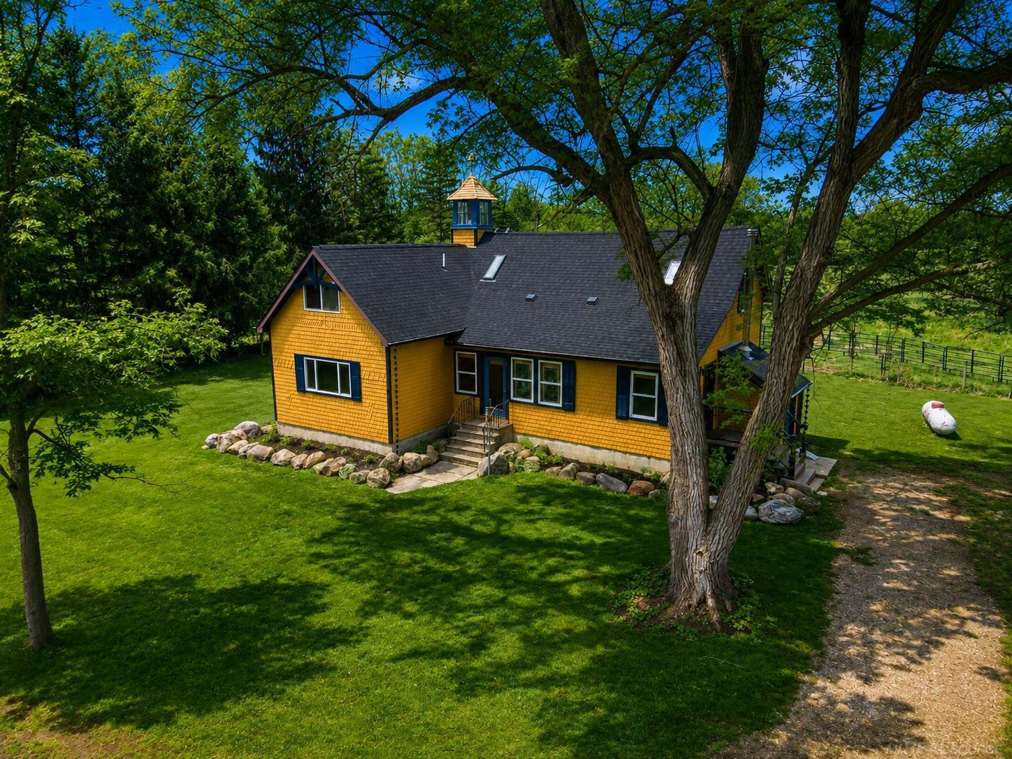 8839 Petz Road, Imlay City, MI 48444
