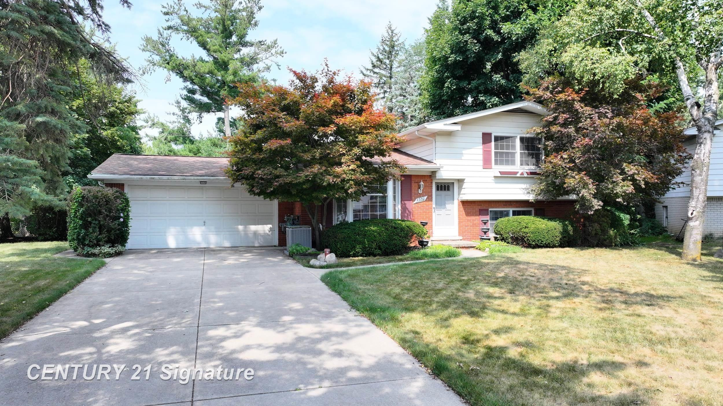 4350 Captains Lane, Flint, MI 48507