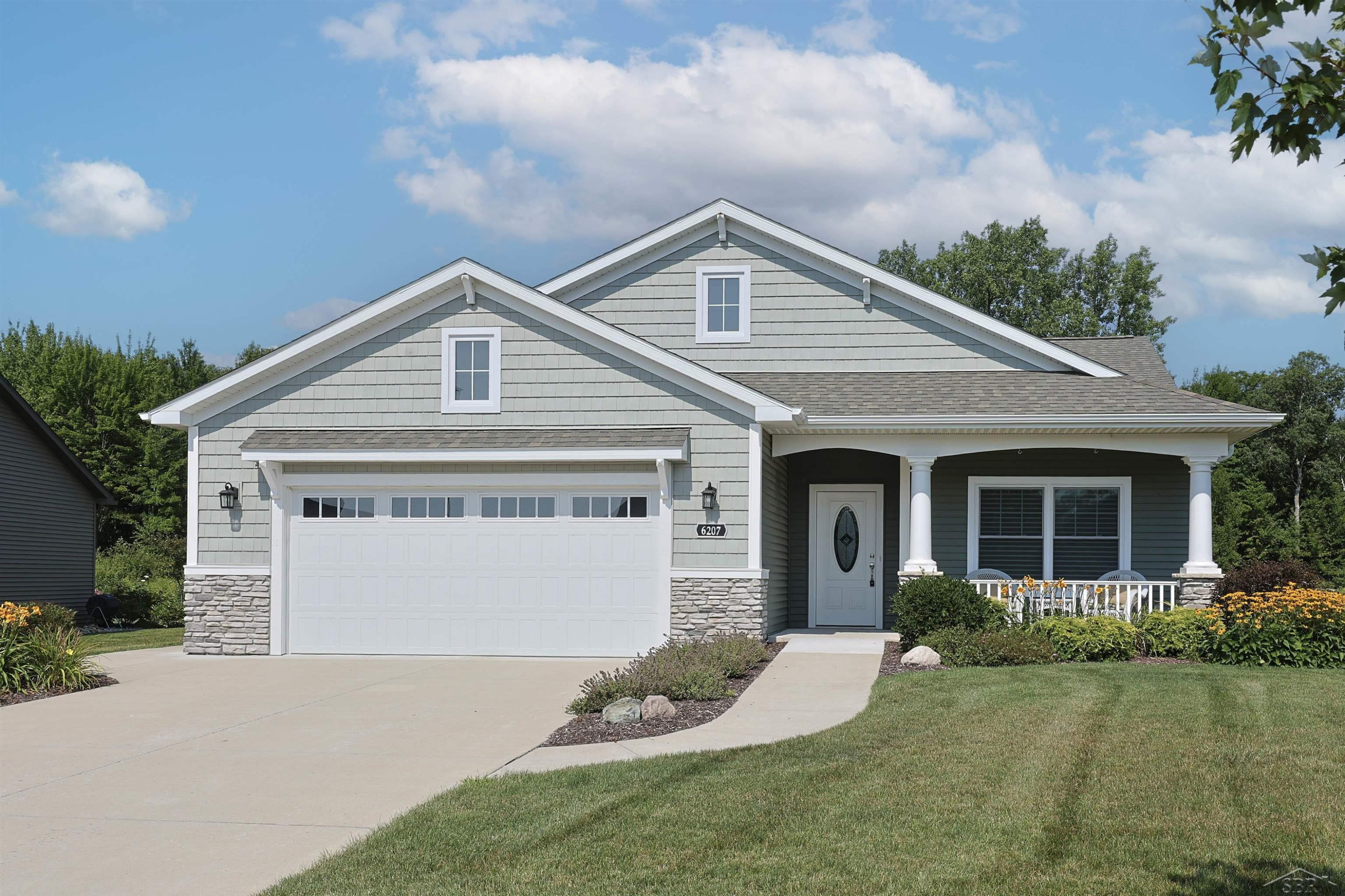 6207 Diamond View West Drive, Midland, MI 48642