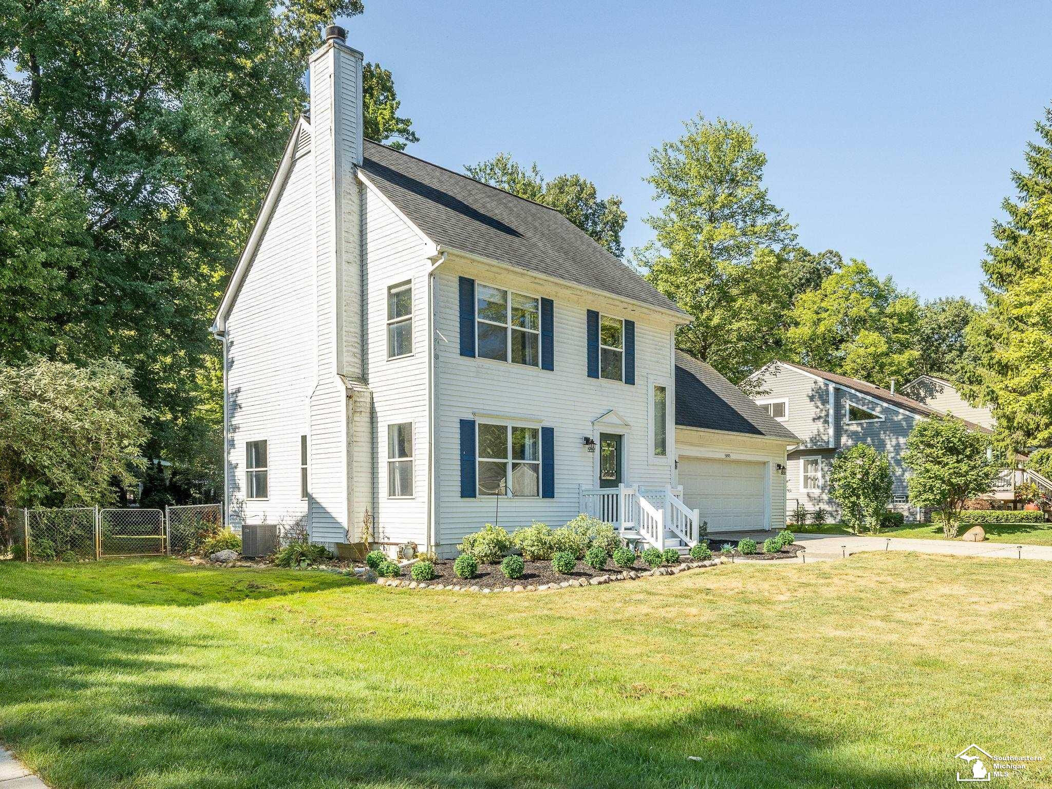 5893 Forestal Drive, Waterford, MI 48327