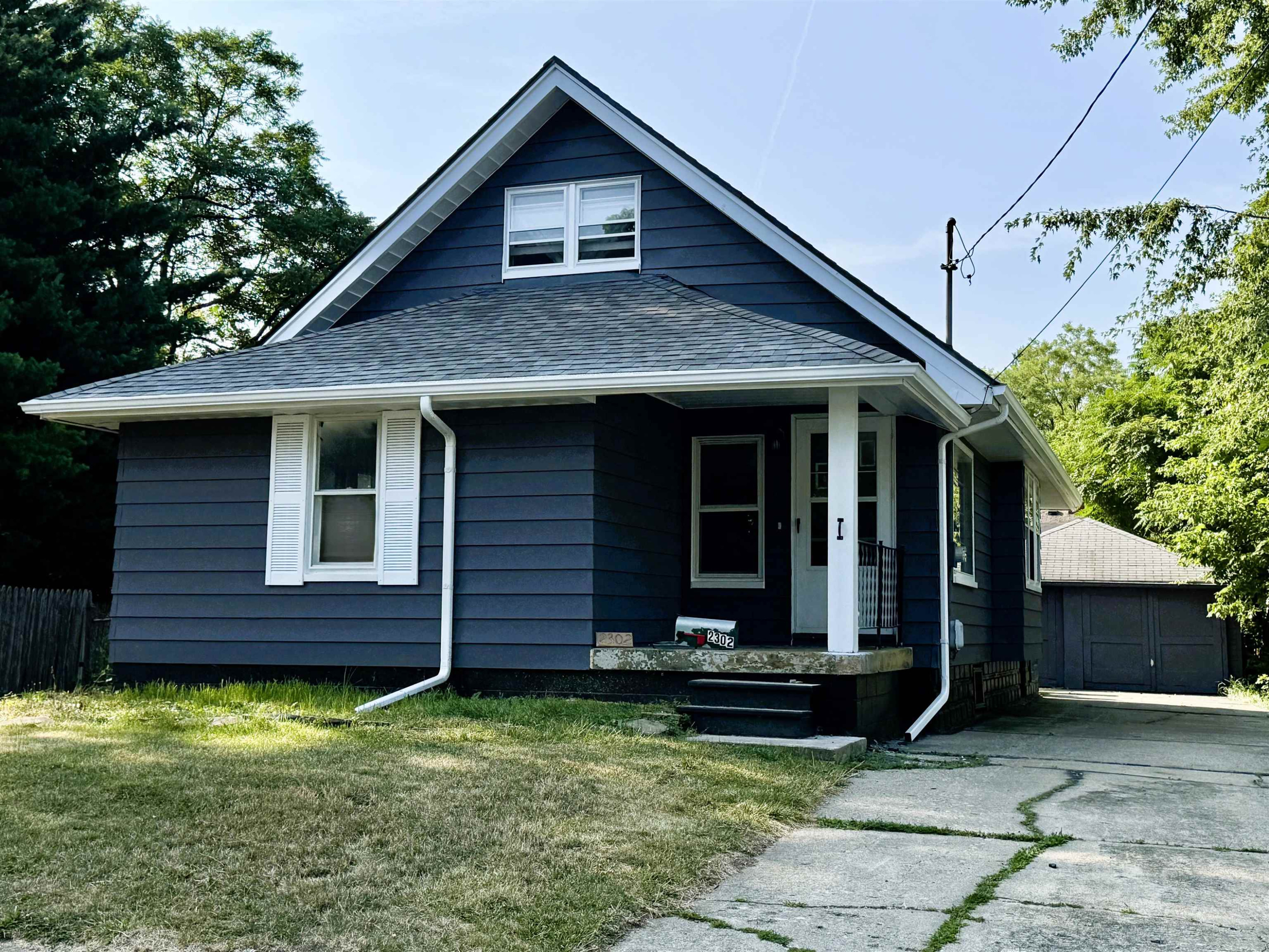 2302 Missouri Avenue, Flint, MI 48506