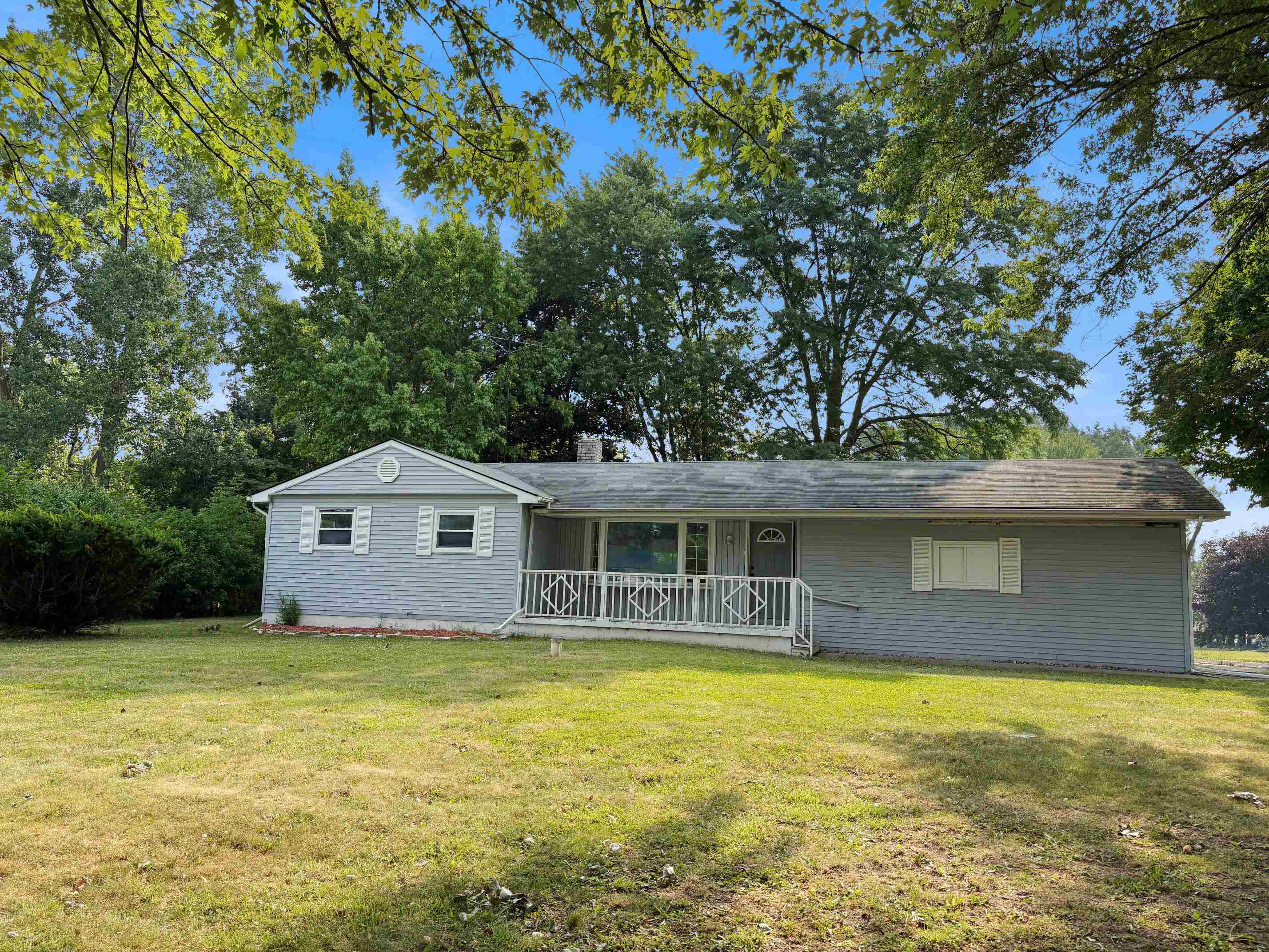 1394 Hillside Drive, Flint, MI 48532