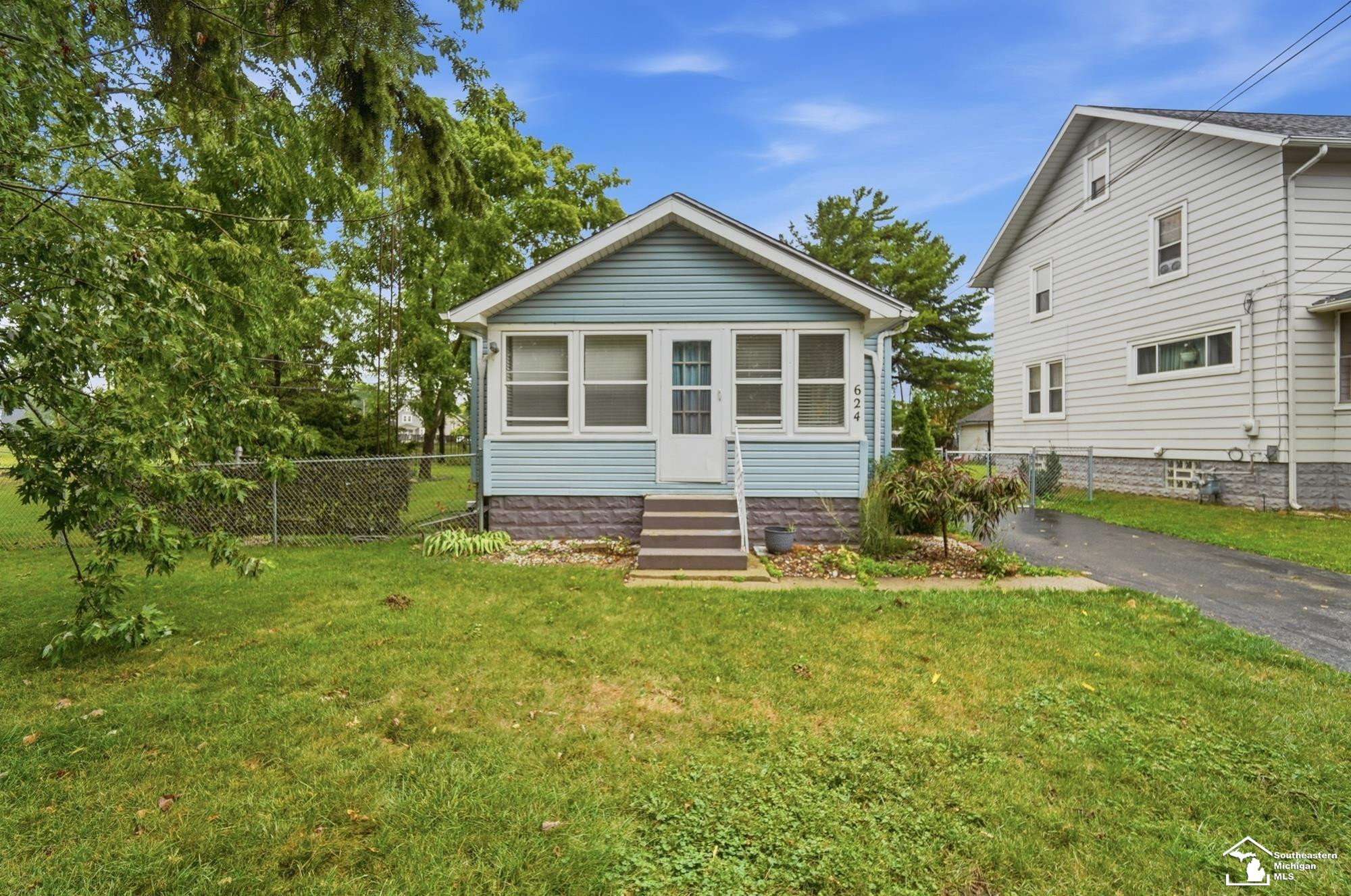 624 Palmwood Avenue, Monroe, MI 48161