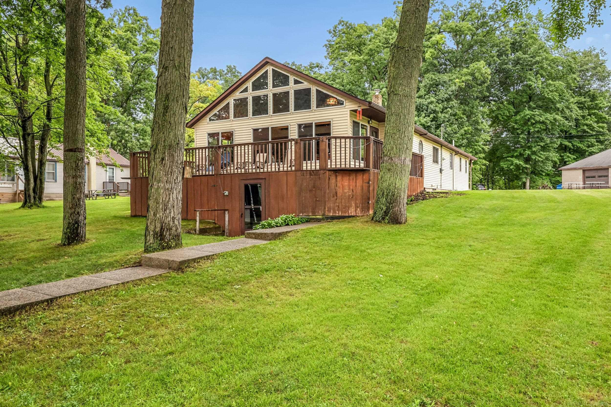 1932 W Parklane Lane, White Cloud, MI 49349