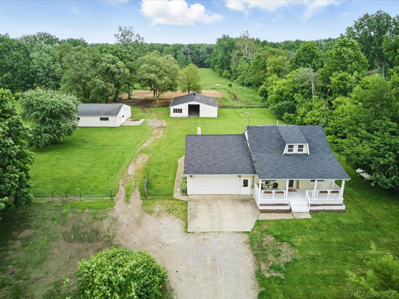13485 S Block Road, Birch Run, MI 48415