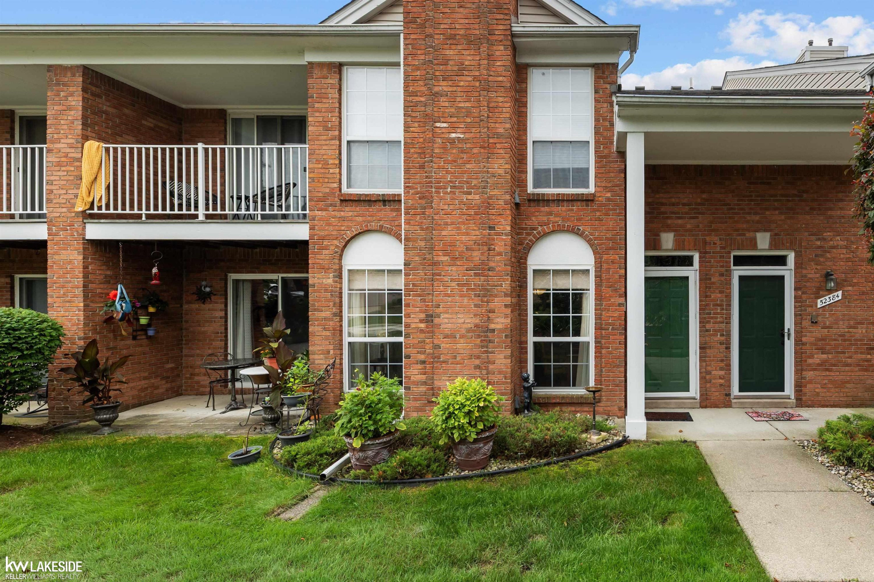 52392 Heatherstone Avenue, Macomb, MI 48042