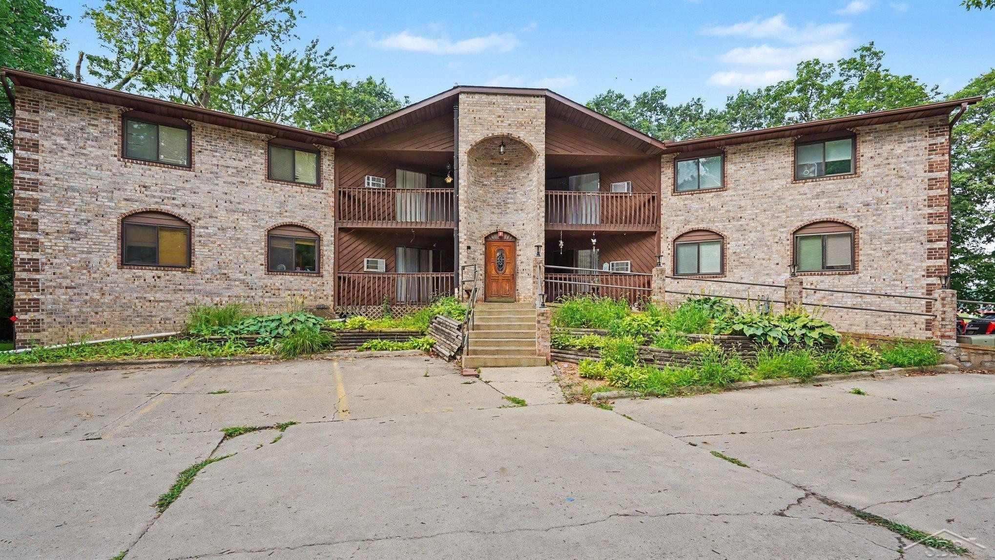 3339 S Cabaret Trail, A-4, Saginaw, MI 48603