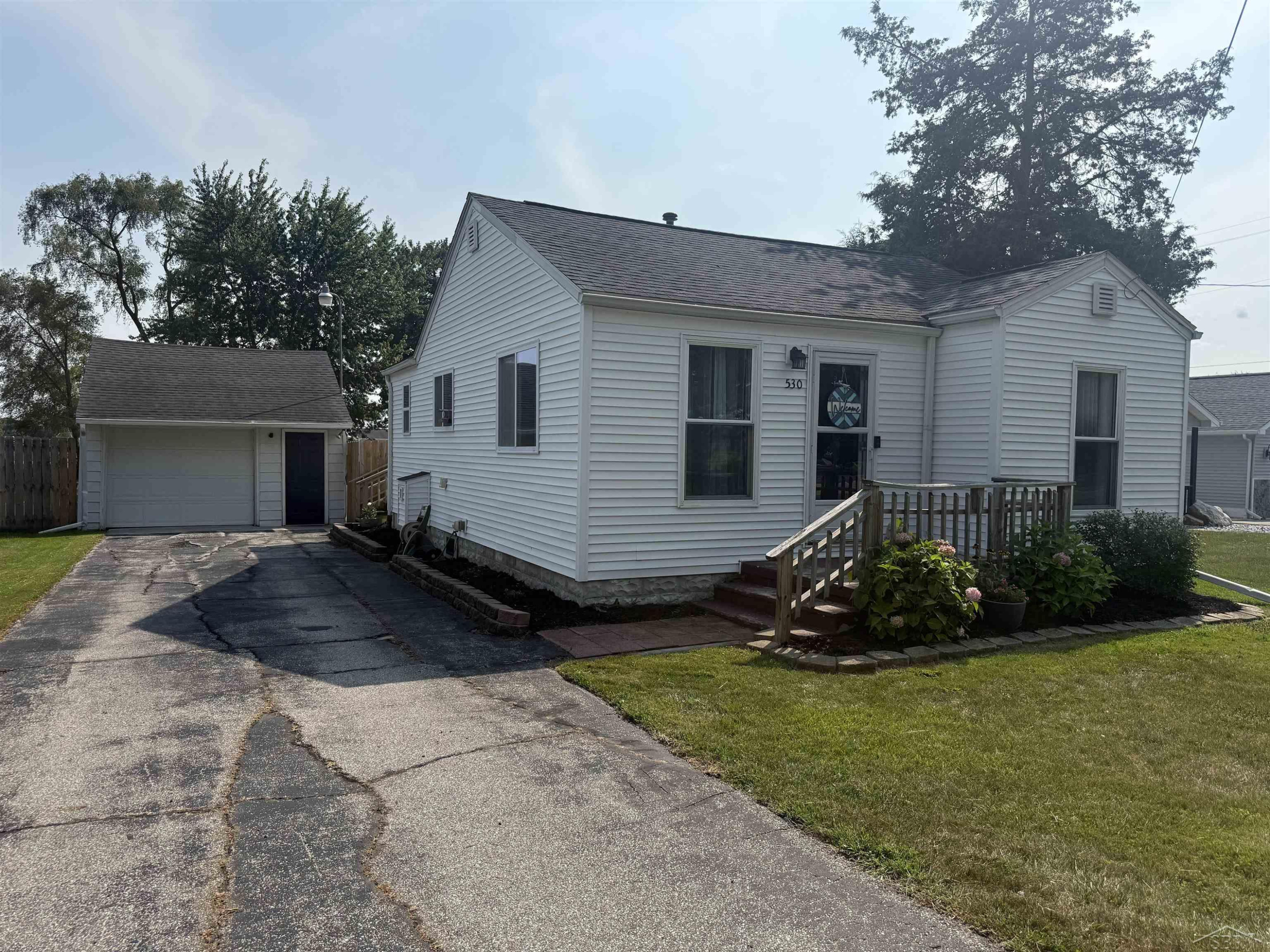 530 Church Street, Freeland, MI 48623