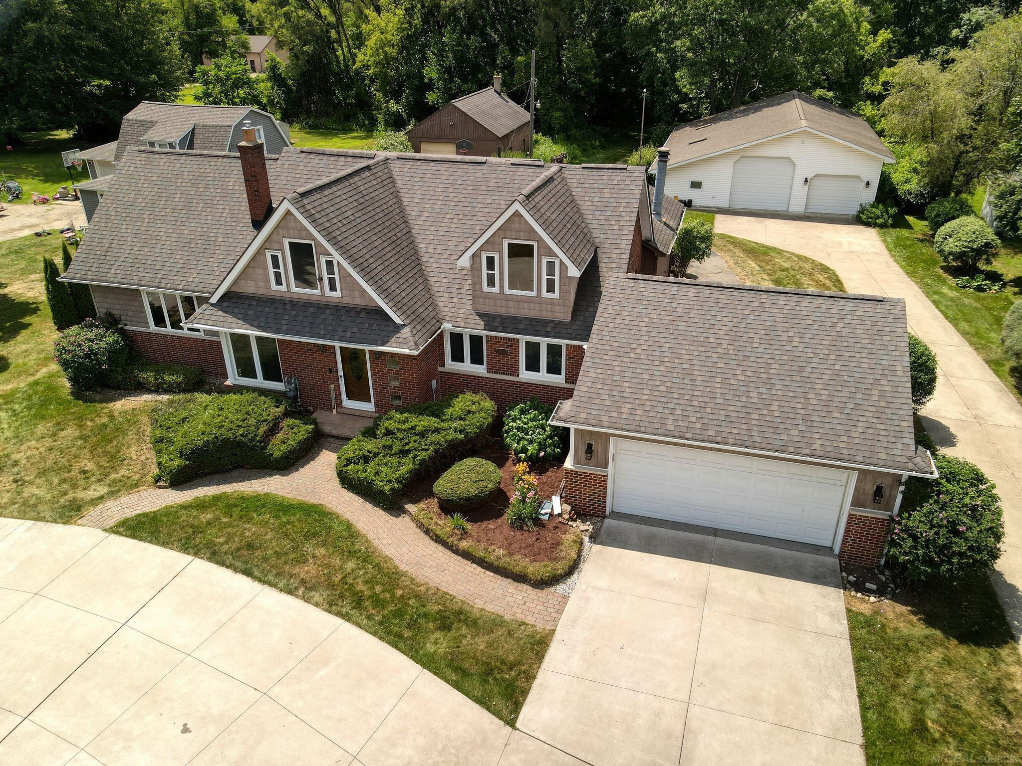 Property photo for 45821 North Avenue, MI 48042