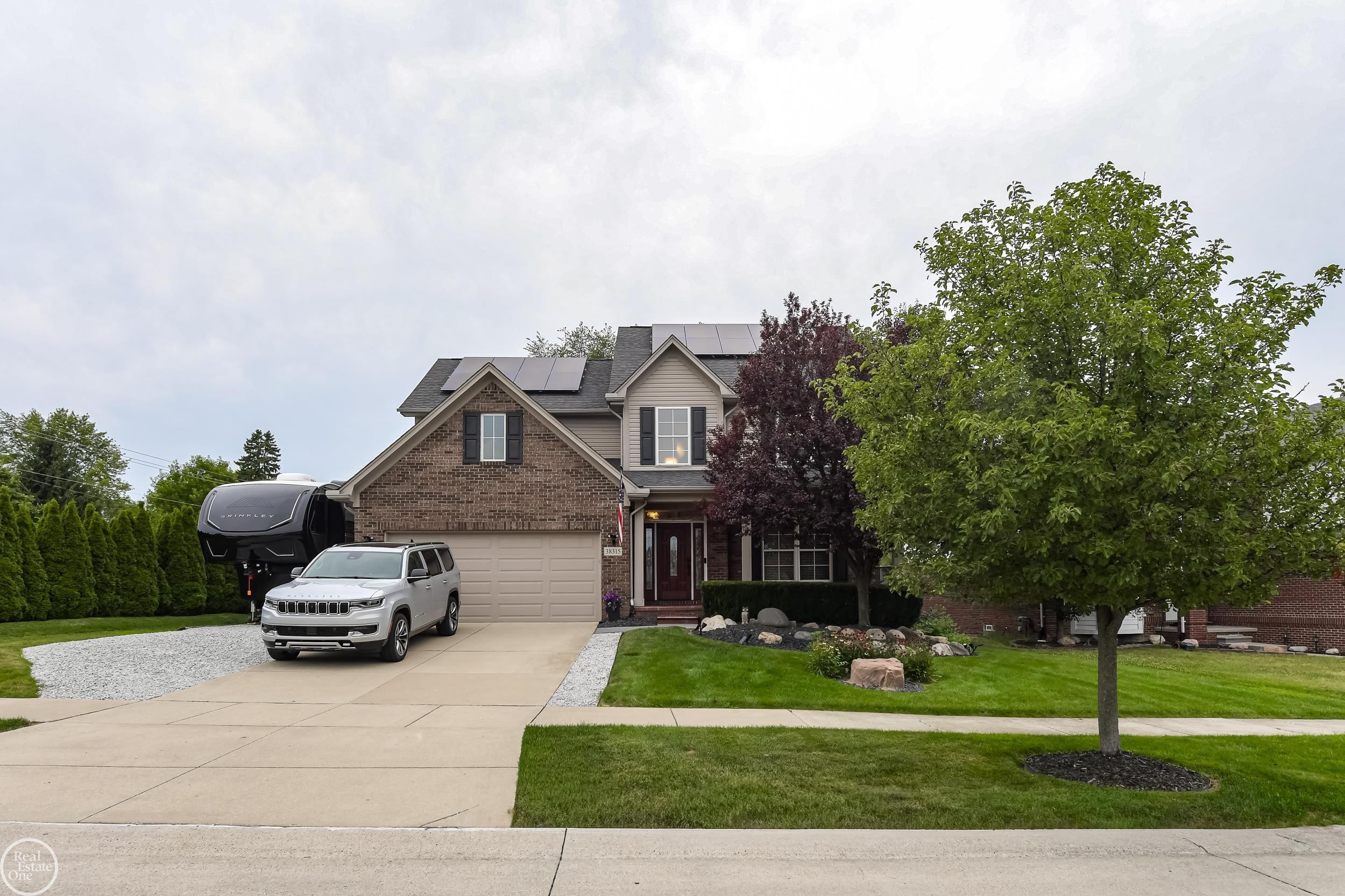 38315 Maple Drive, Clinton Twp, MI 48038