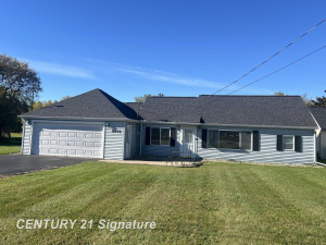 5935 Midland Road, Freeland, MI 48623