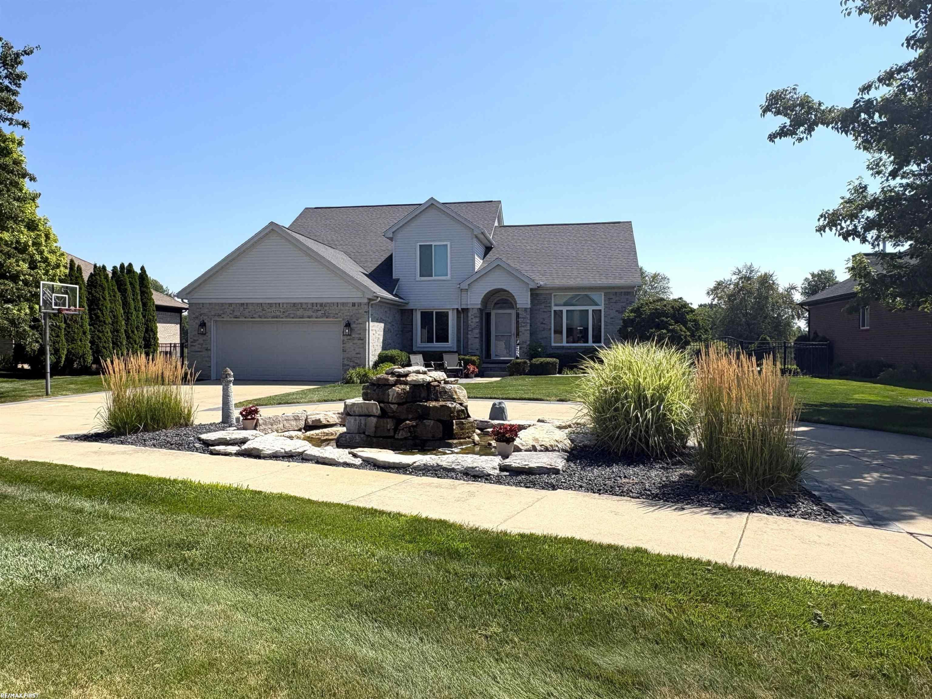 32776 Kathleen Drive, Chesterfield, MI 48047