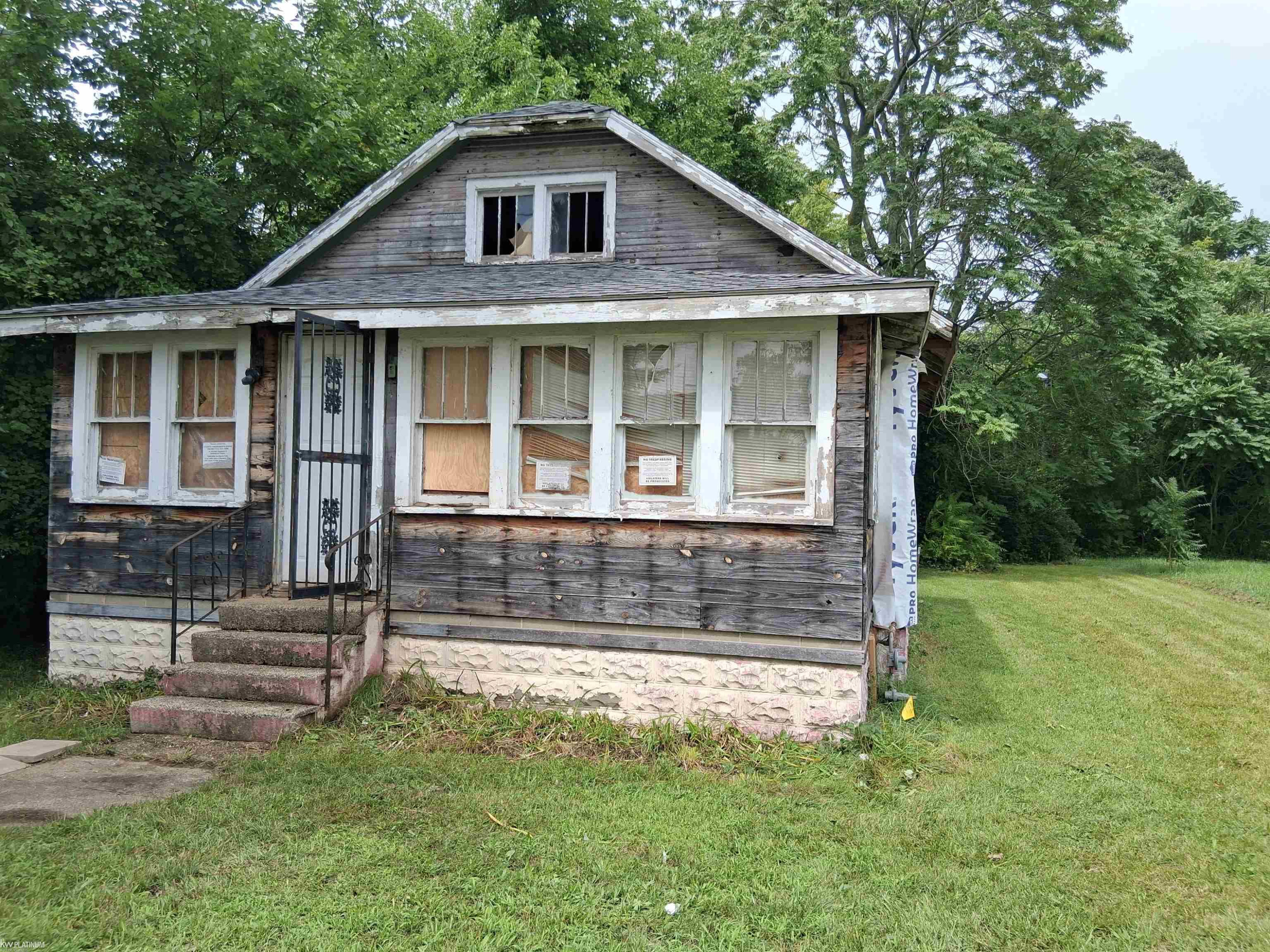 1177 Highland Avenue, Benton Harbor, MI 49022